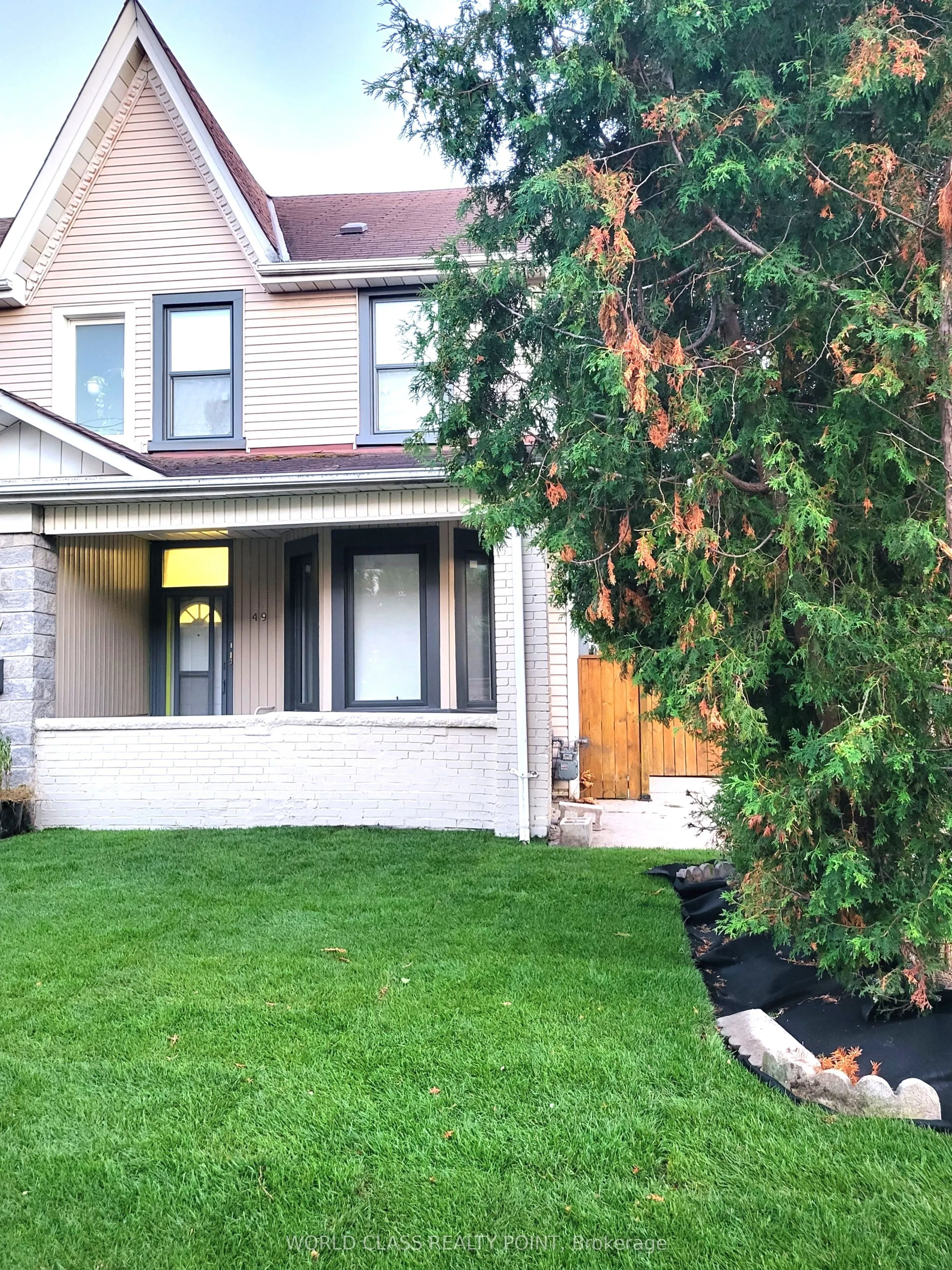 Duplex For Lease | W13690112