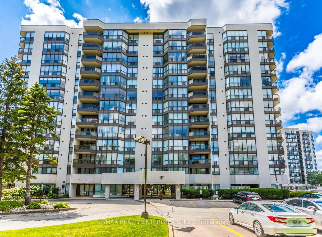 Property For Sale | W13690618