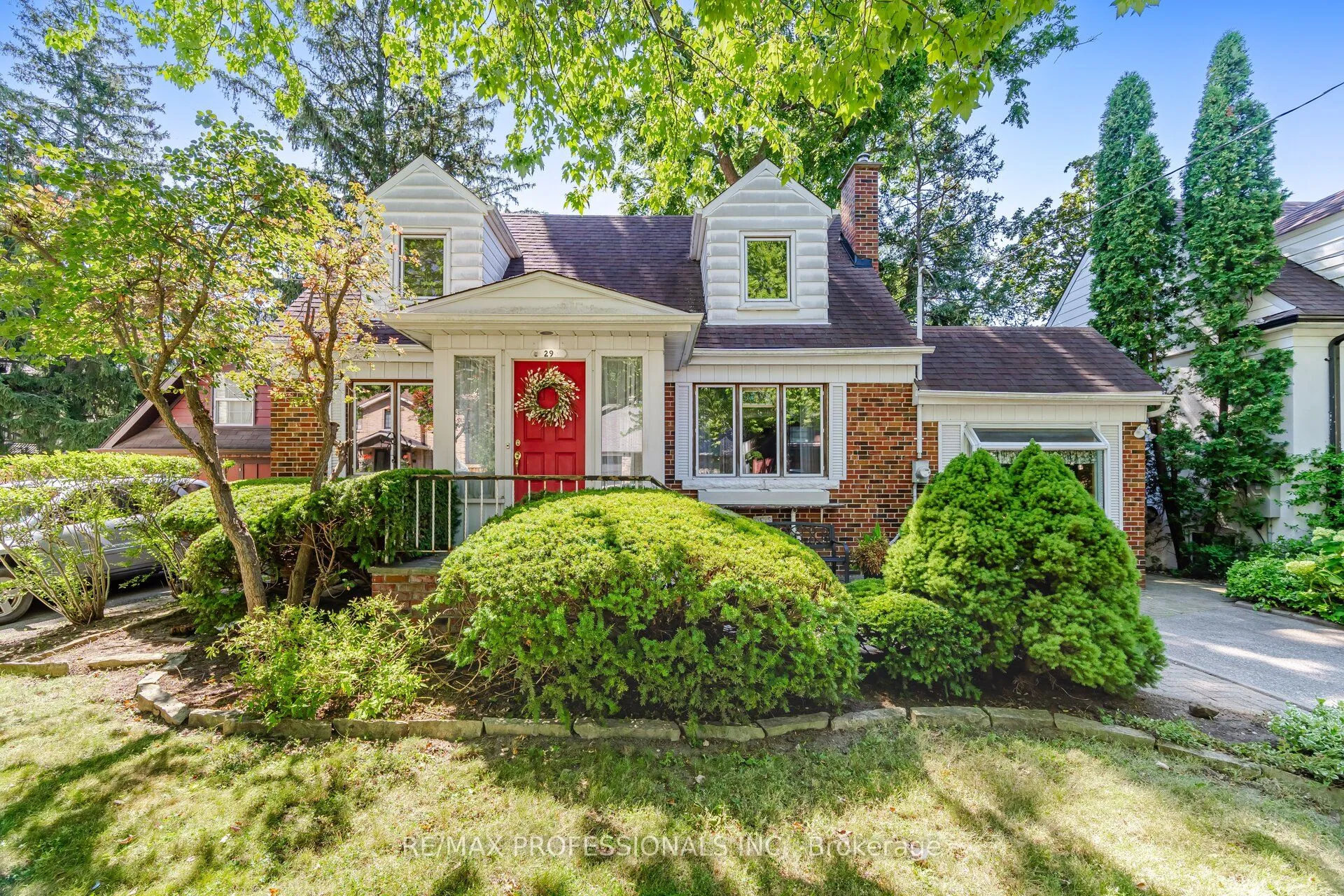 Detached Home For Sale | W13691002