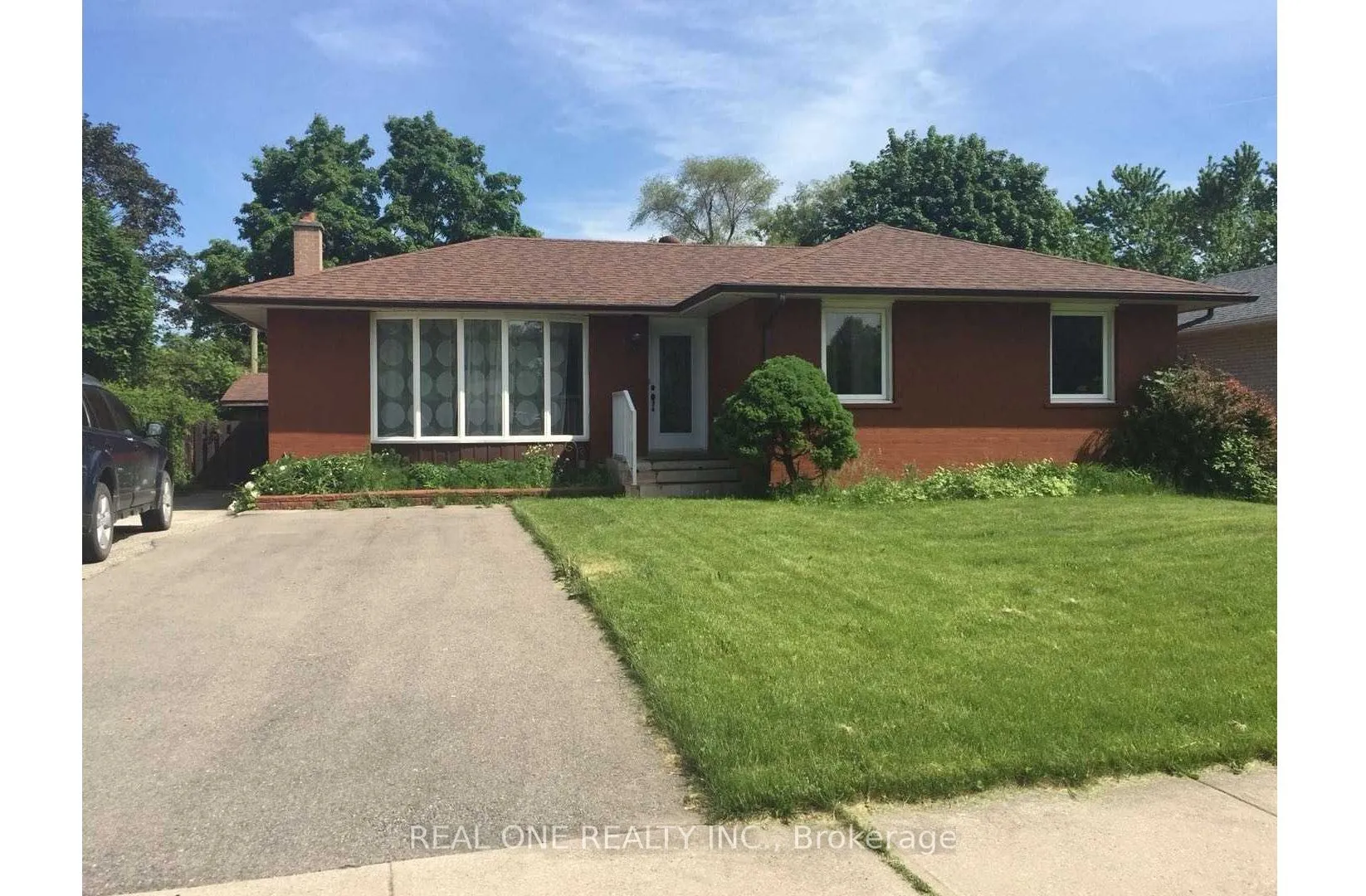 Detached Home For Lease | W13691282