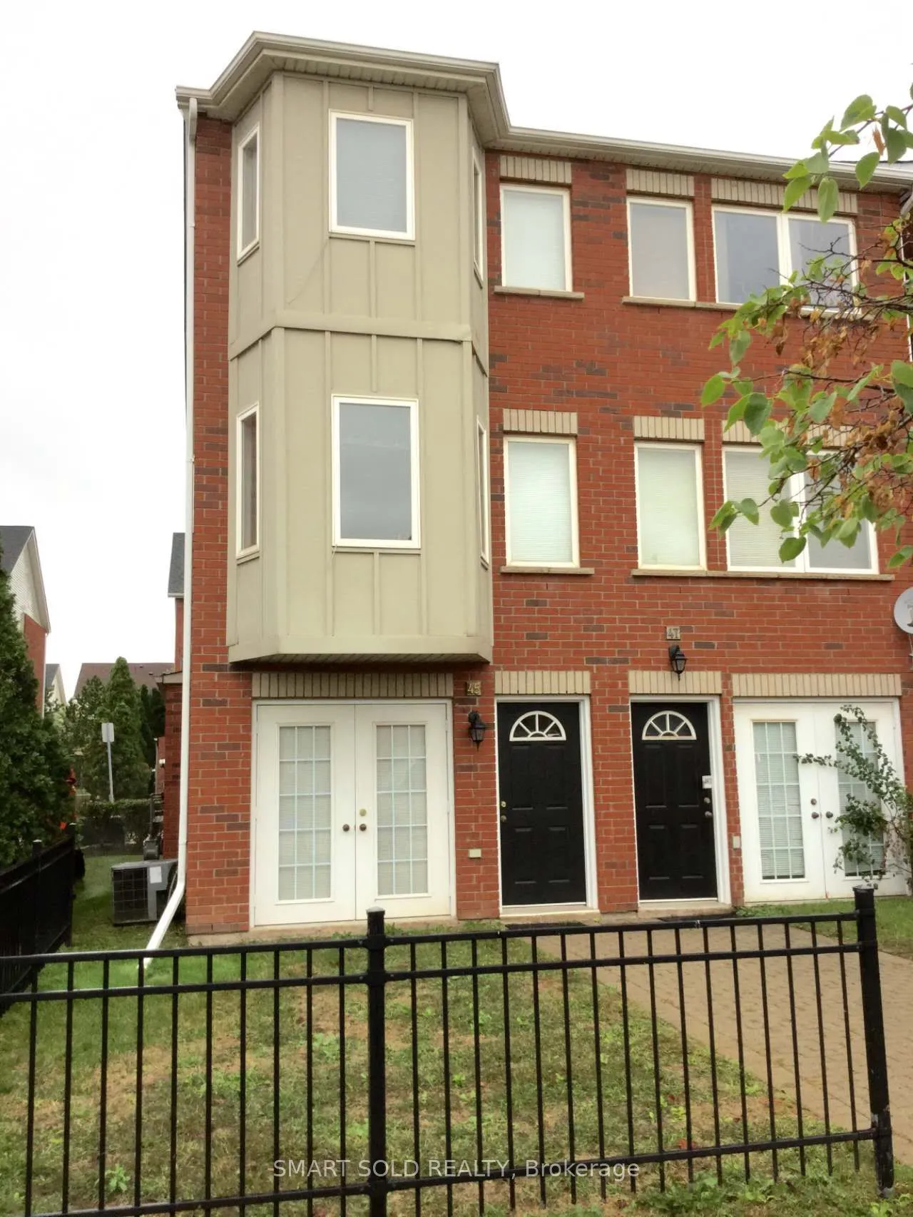 Property For Lease | W13691598