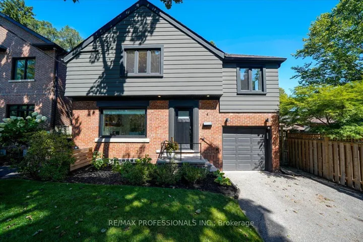 4 Winston Grove, Toronto W07, ON M8Y 2K8
