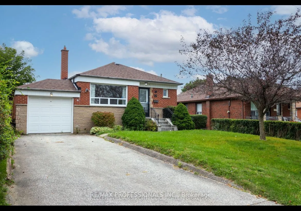 Detached Home For Lease | W13692332