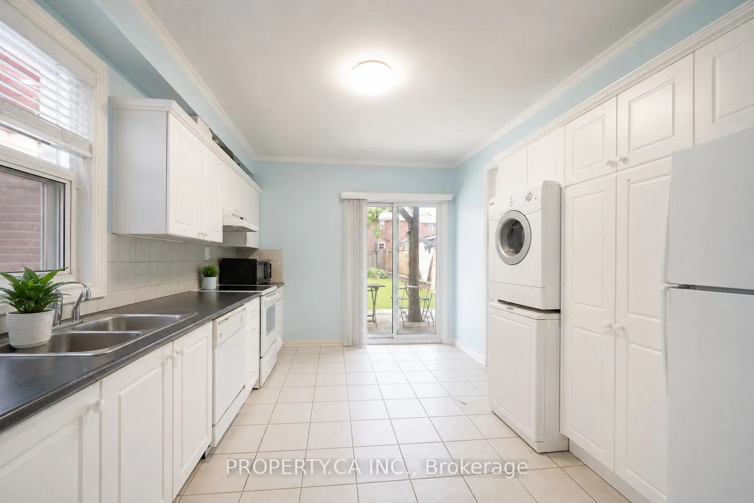 Detached Home For Lease | W13692922