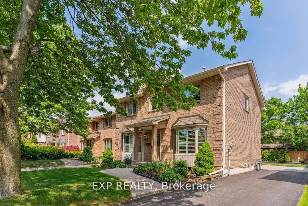 Detached Home For Lease | W13694378