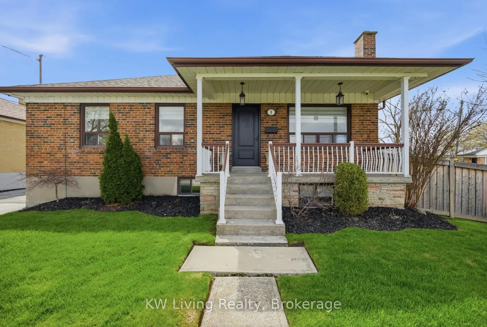 Detached Home For Lease | W13695306