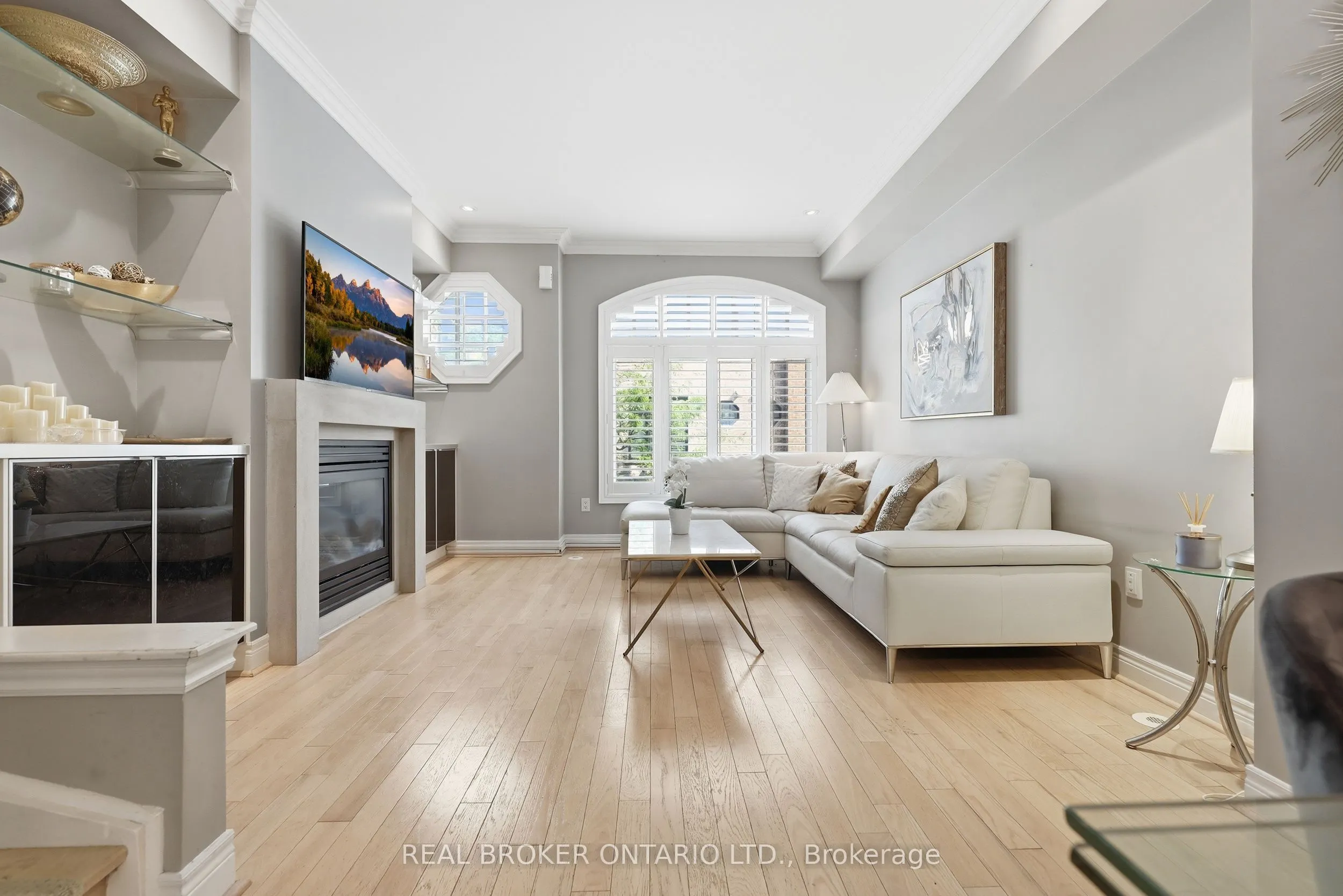 Property For Sale | W13695924