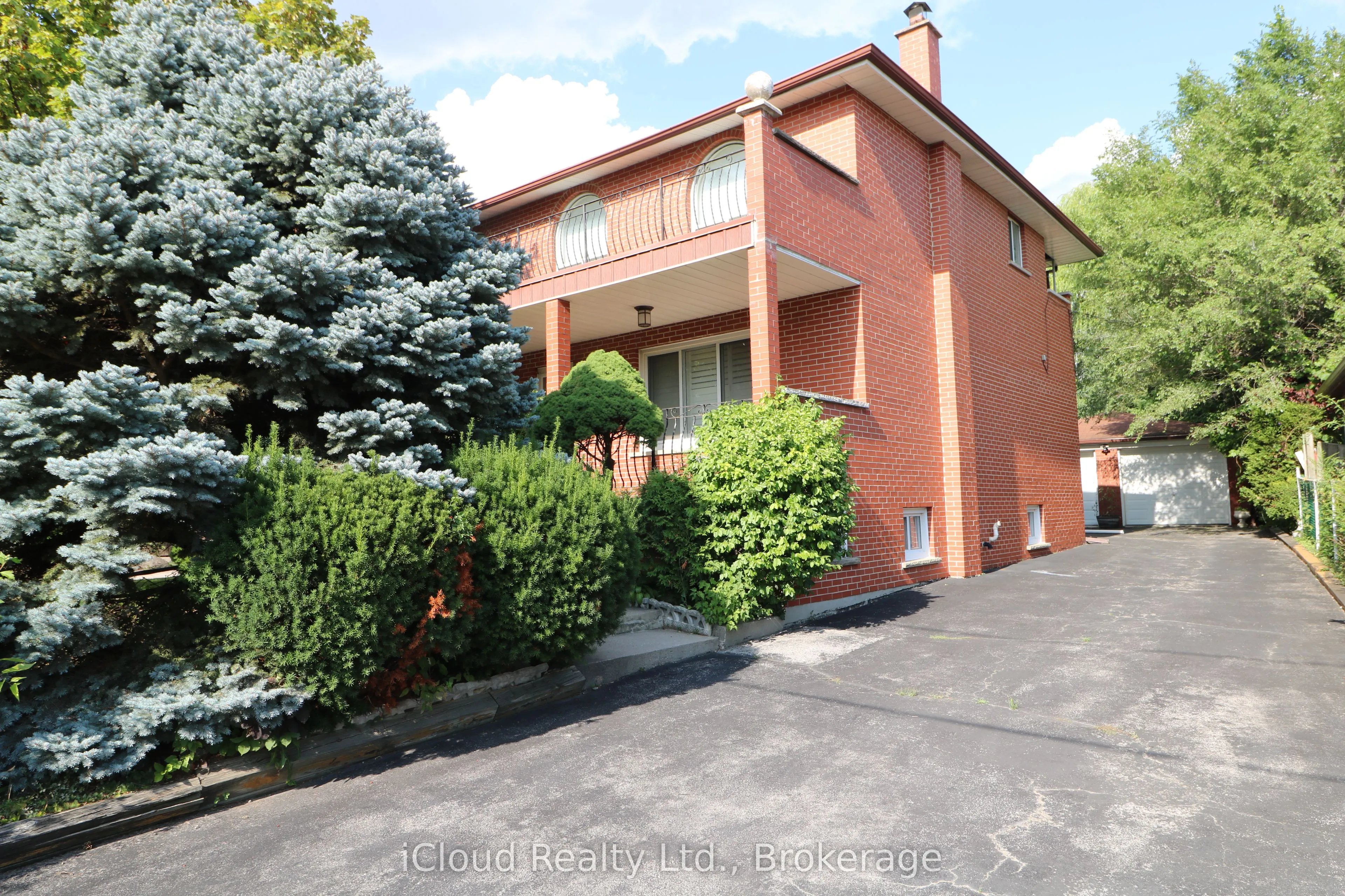 Detached Home For Sale | W13696546