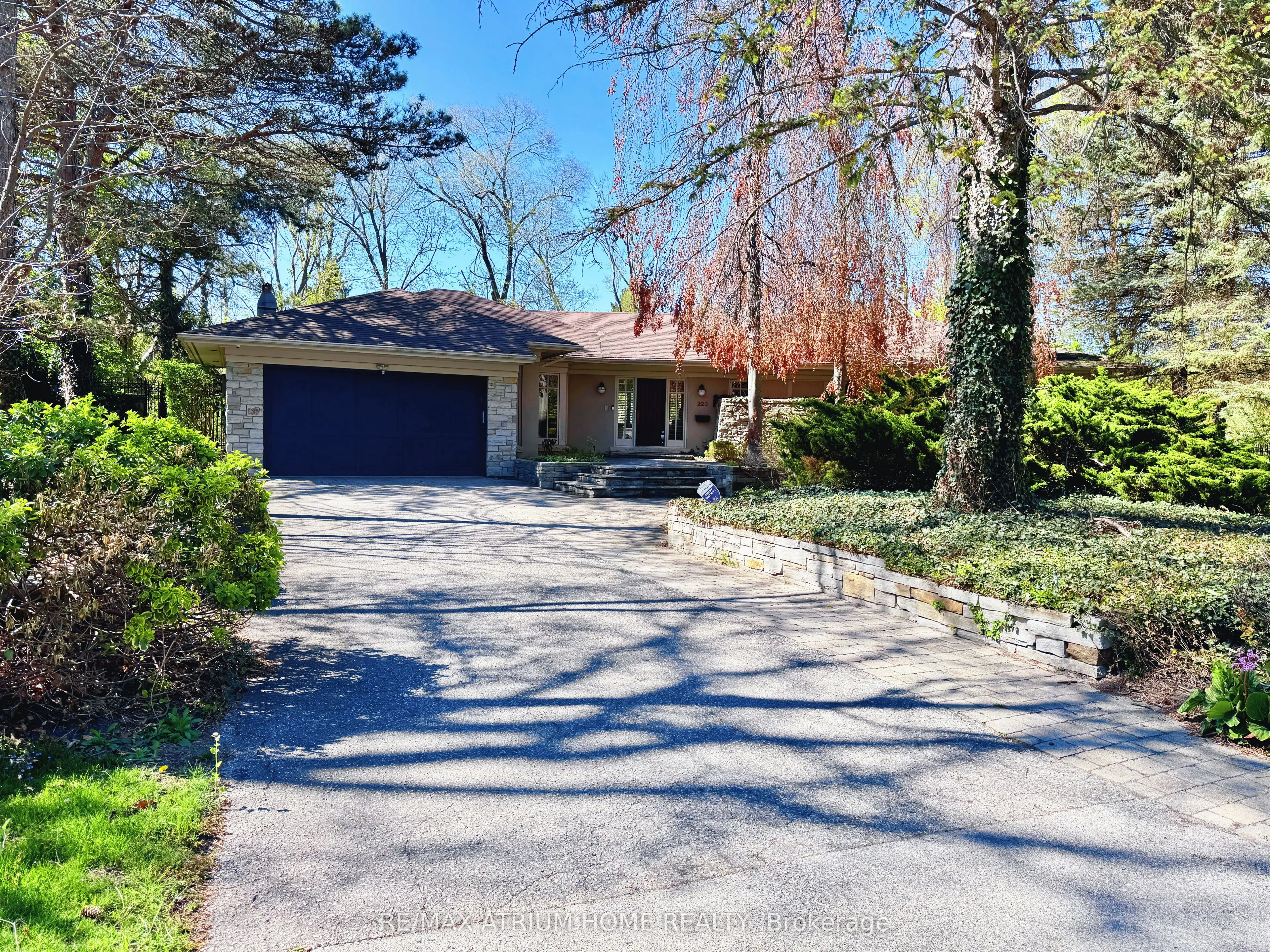 Detached Home For Sale | W13696852
