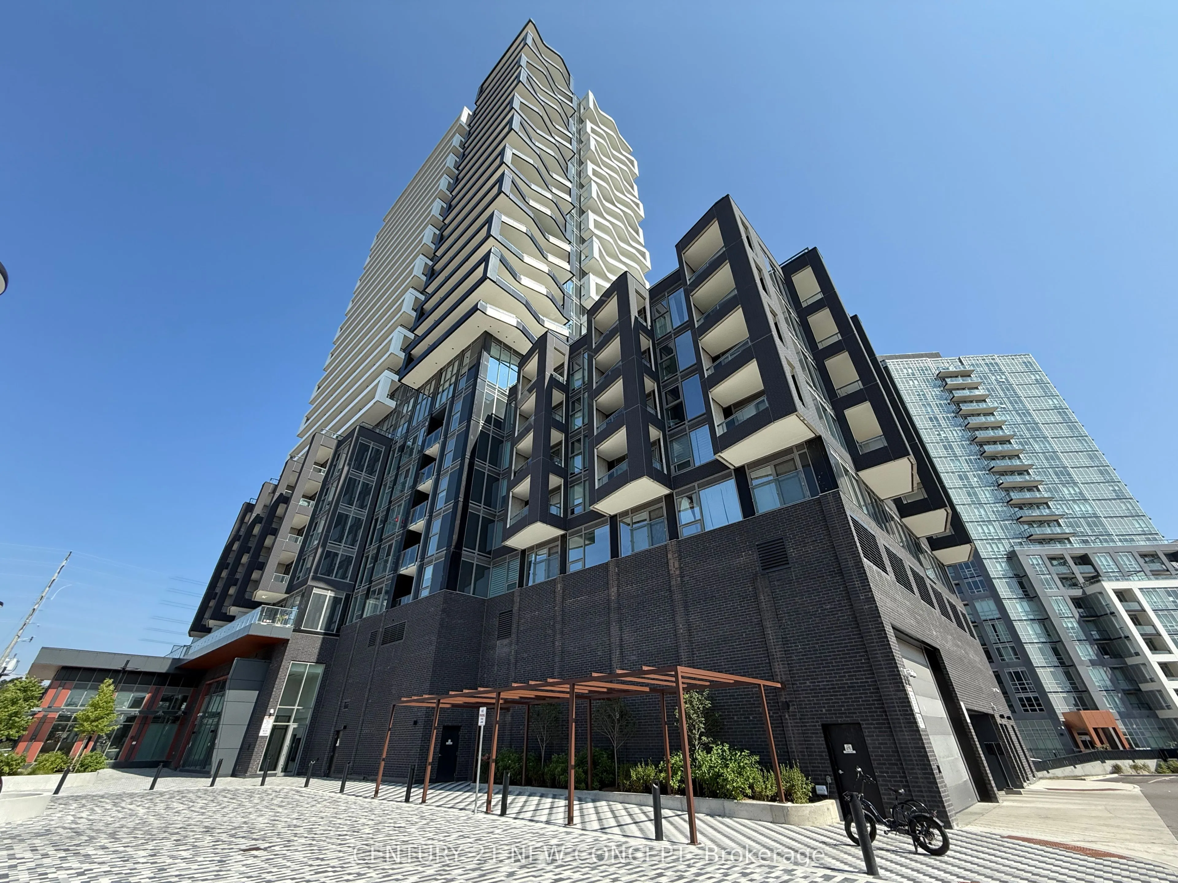 Property For Lease | W13698308