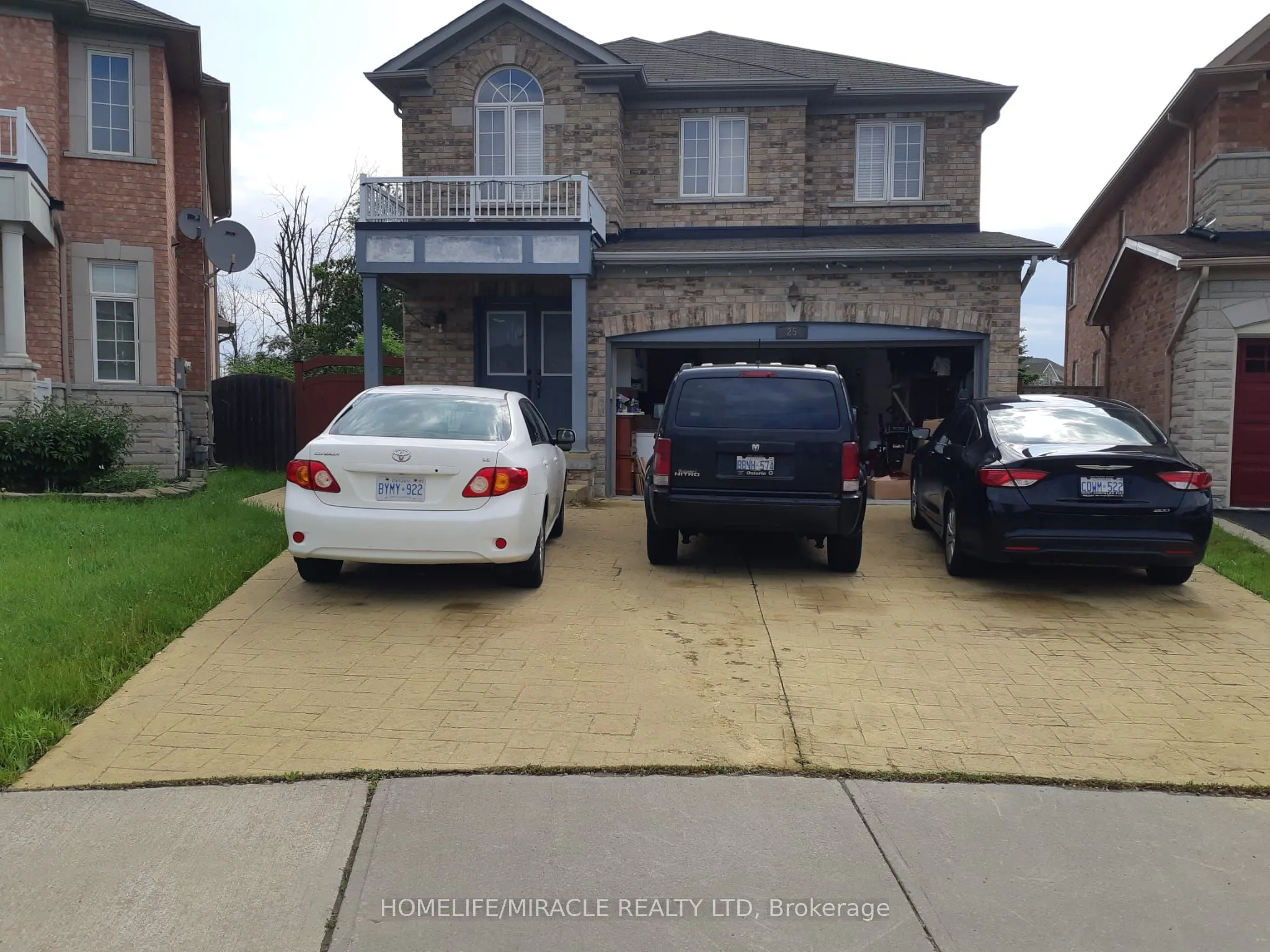 Detached Home For Lease | W13698510