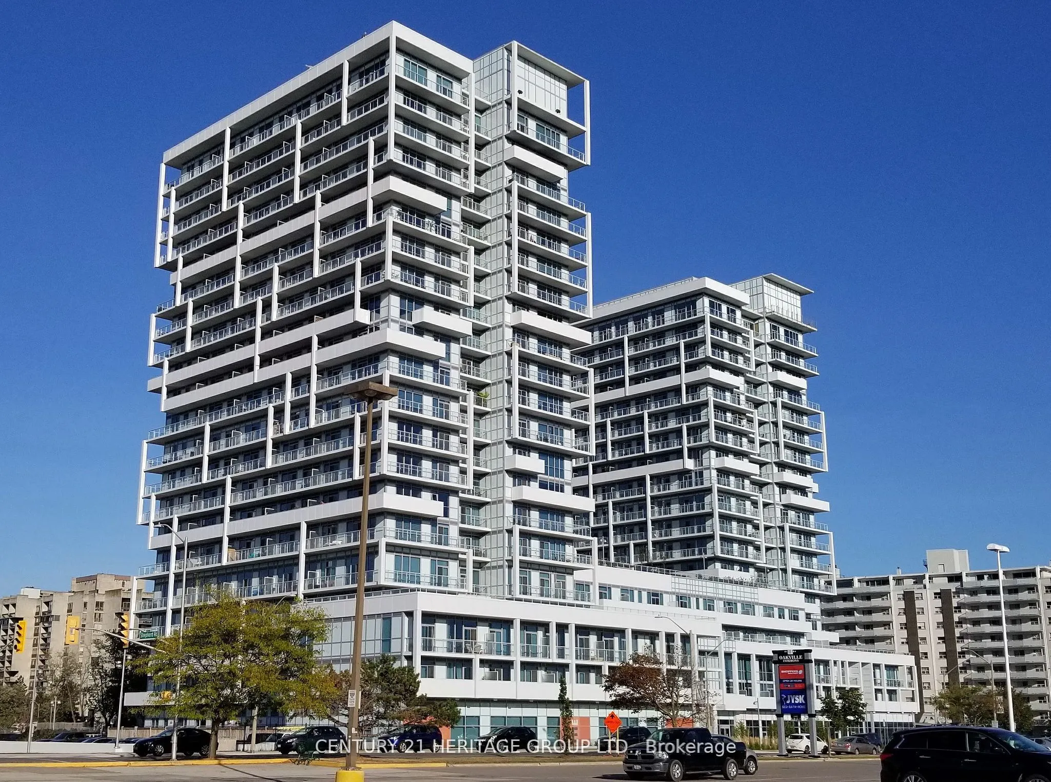 Property For Lease | W13699564