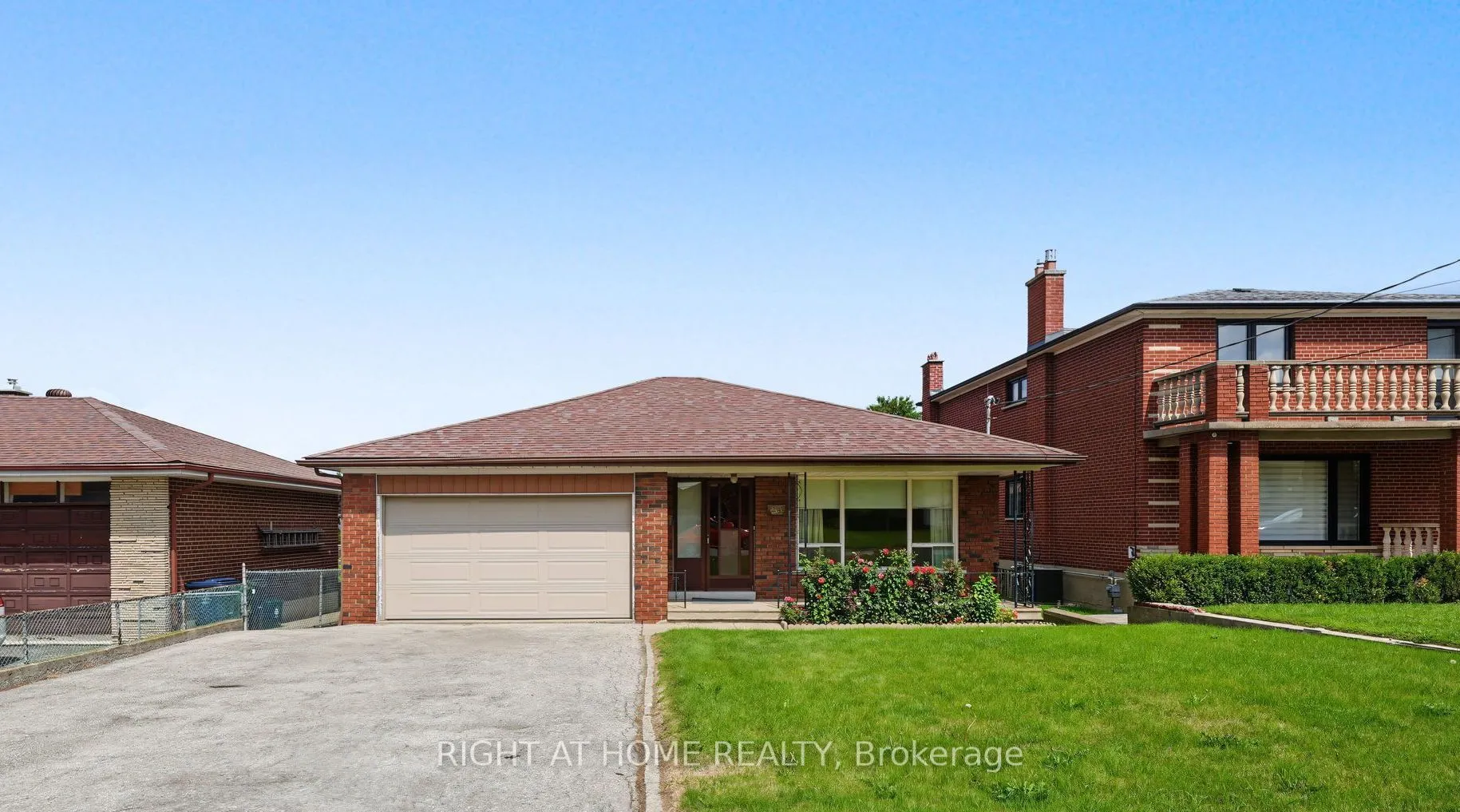 Detached Home For Sale | W13699802