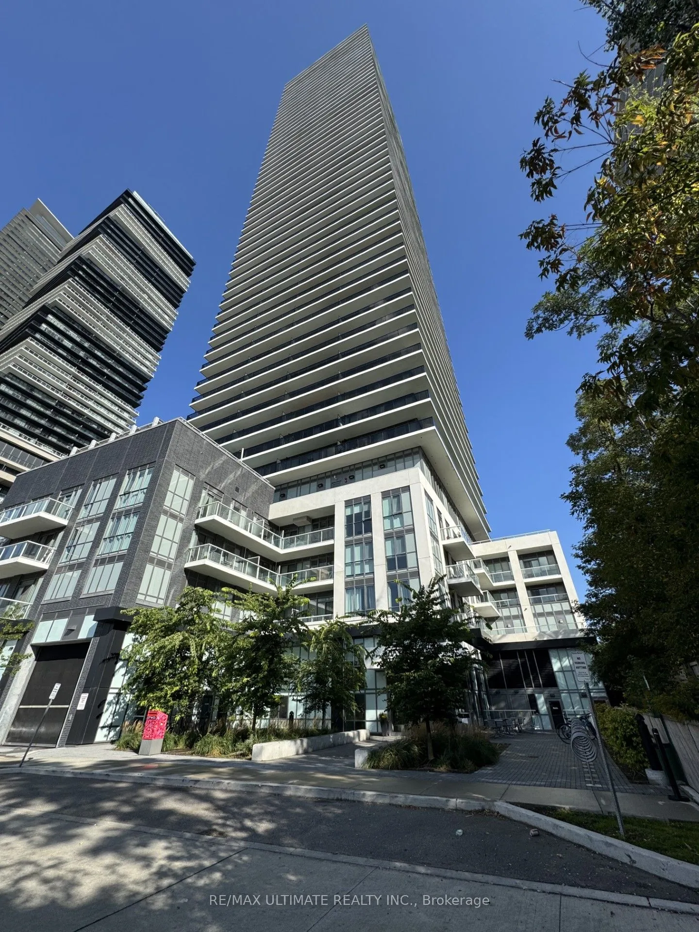 Property For Lease | W13699898