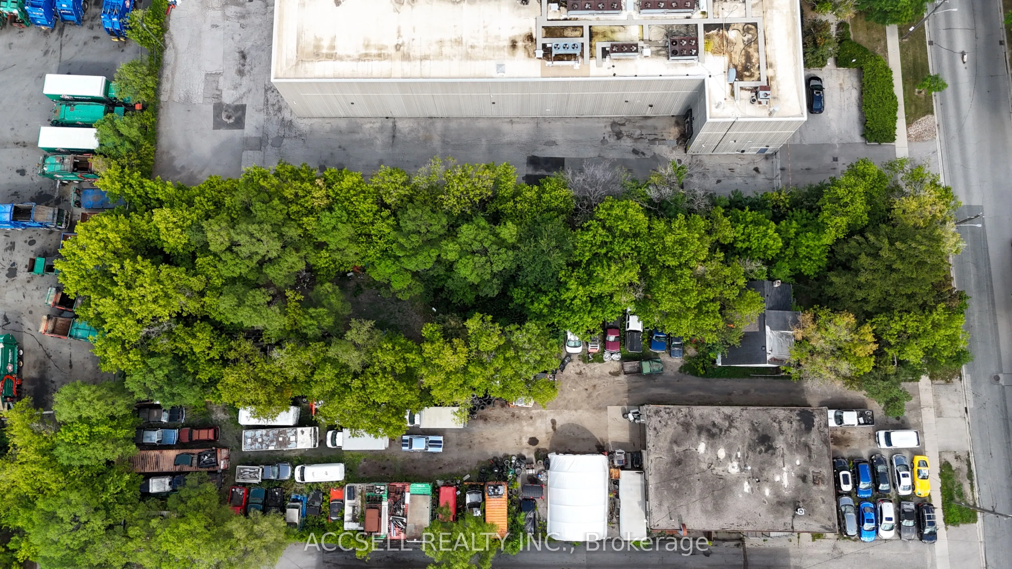 Detached Home For Sale | W13701046