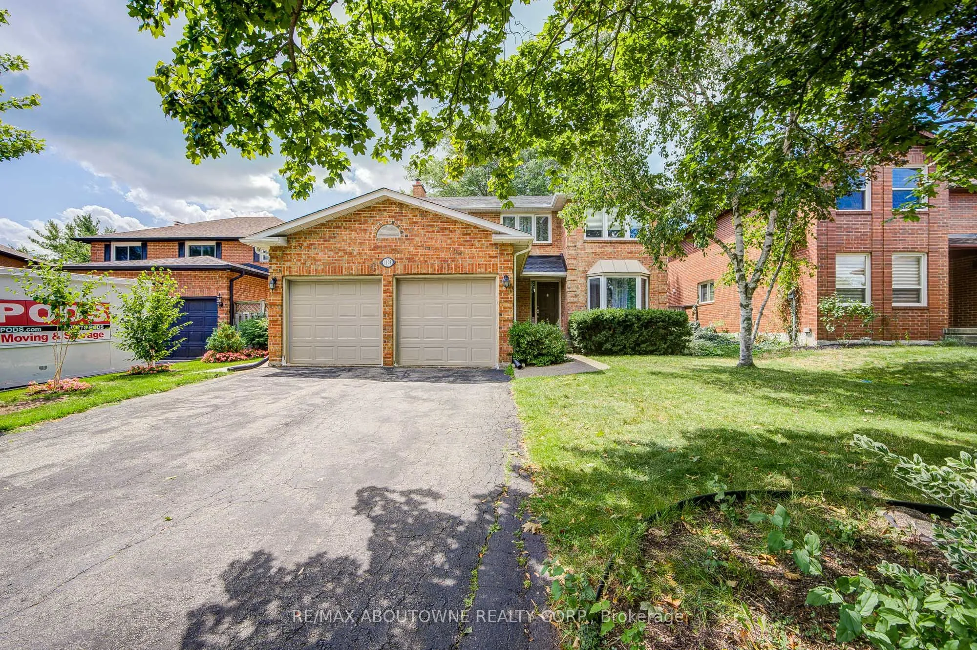 Detached Home For Lease | W13702046