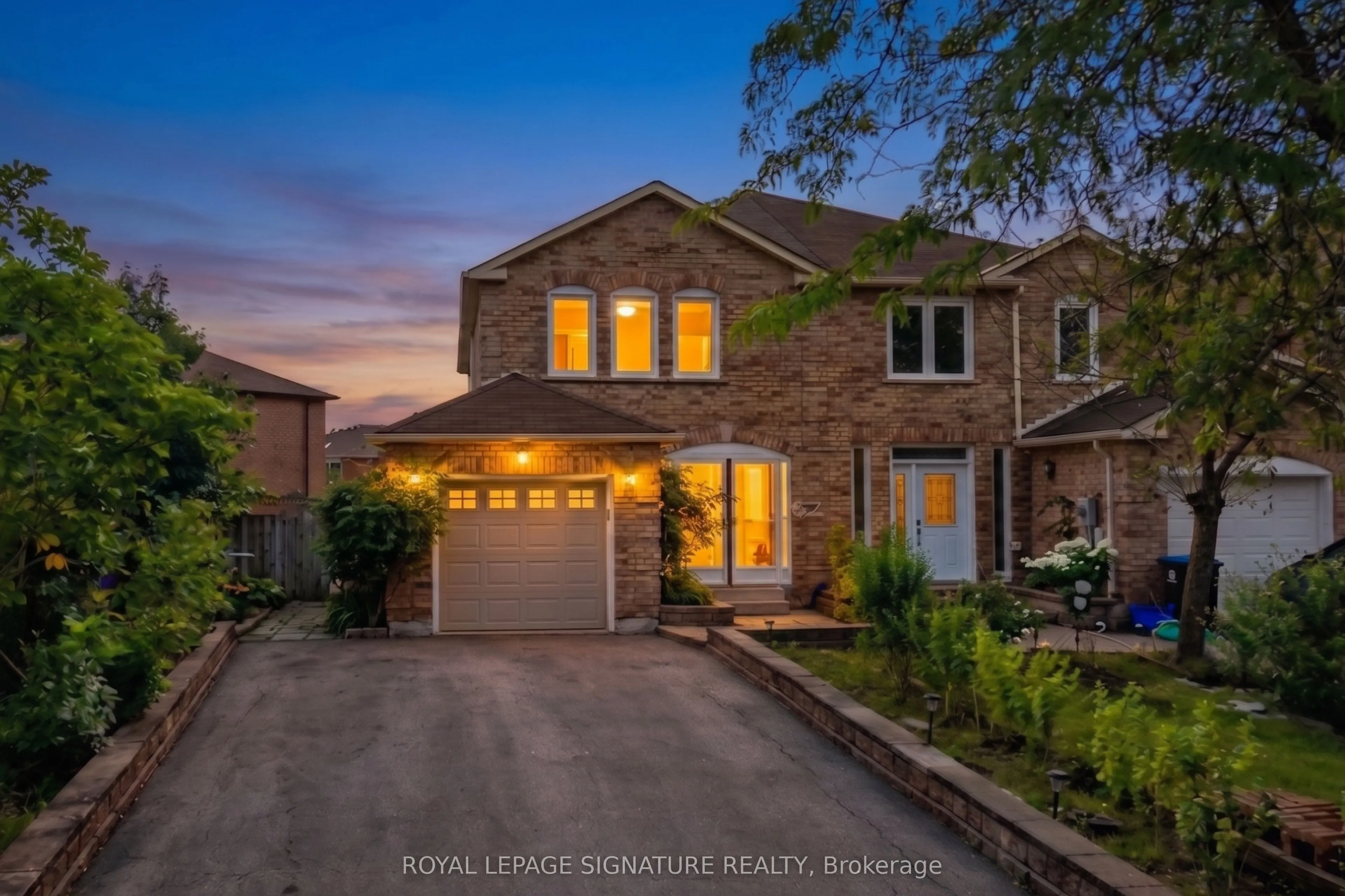 Semi-Detached Home For Lease | W13702074
