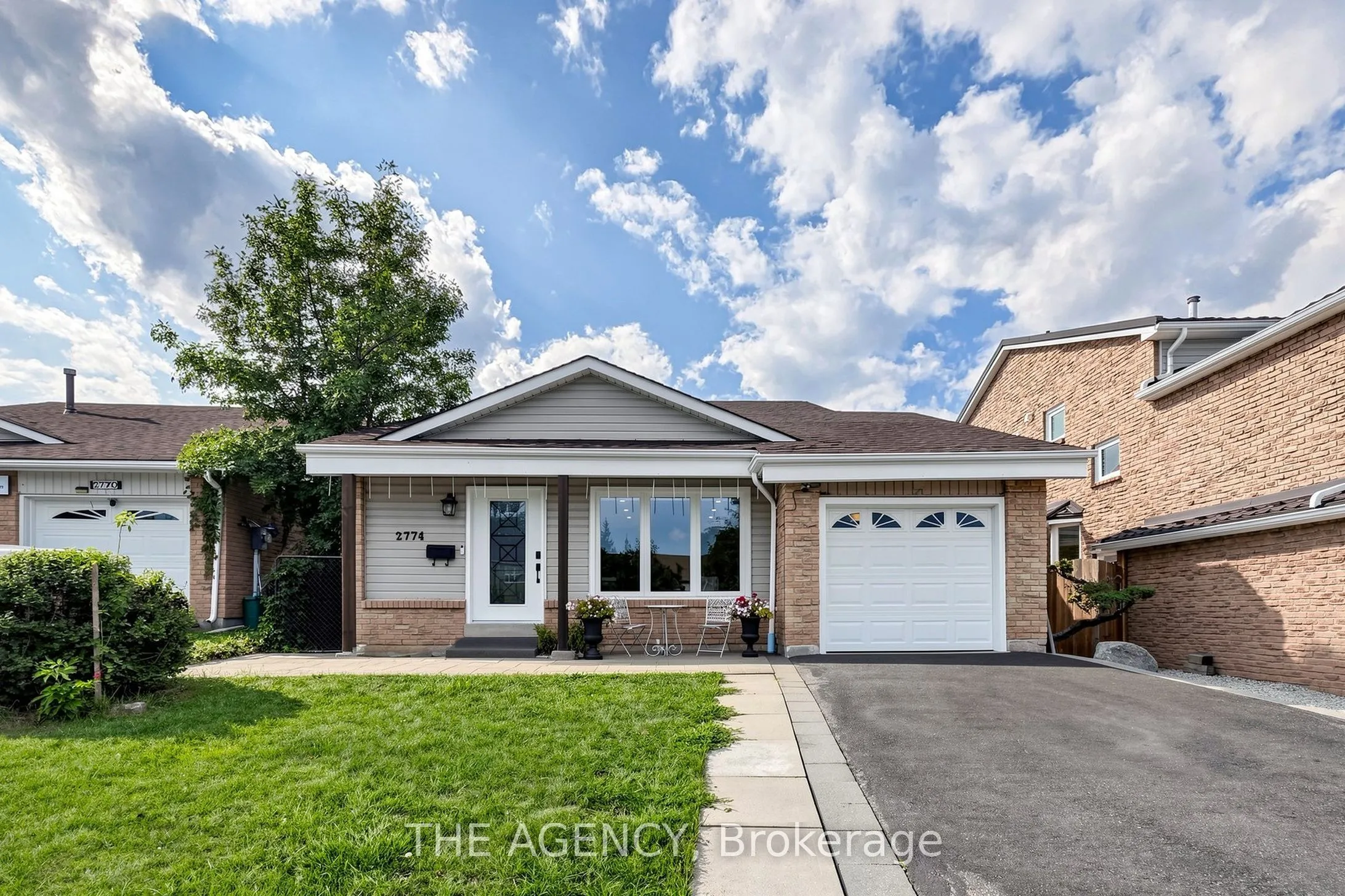 Detached Home For Lease | W13702086