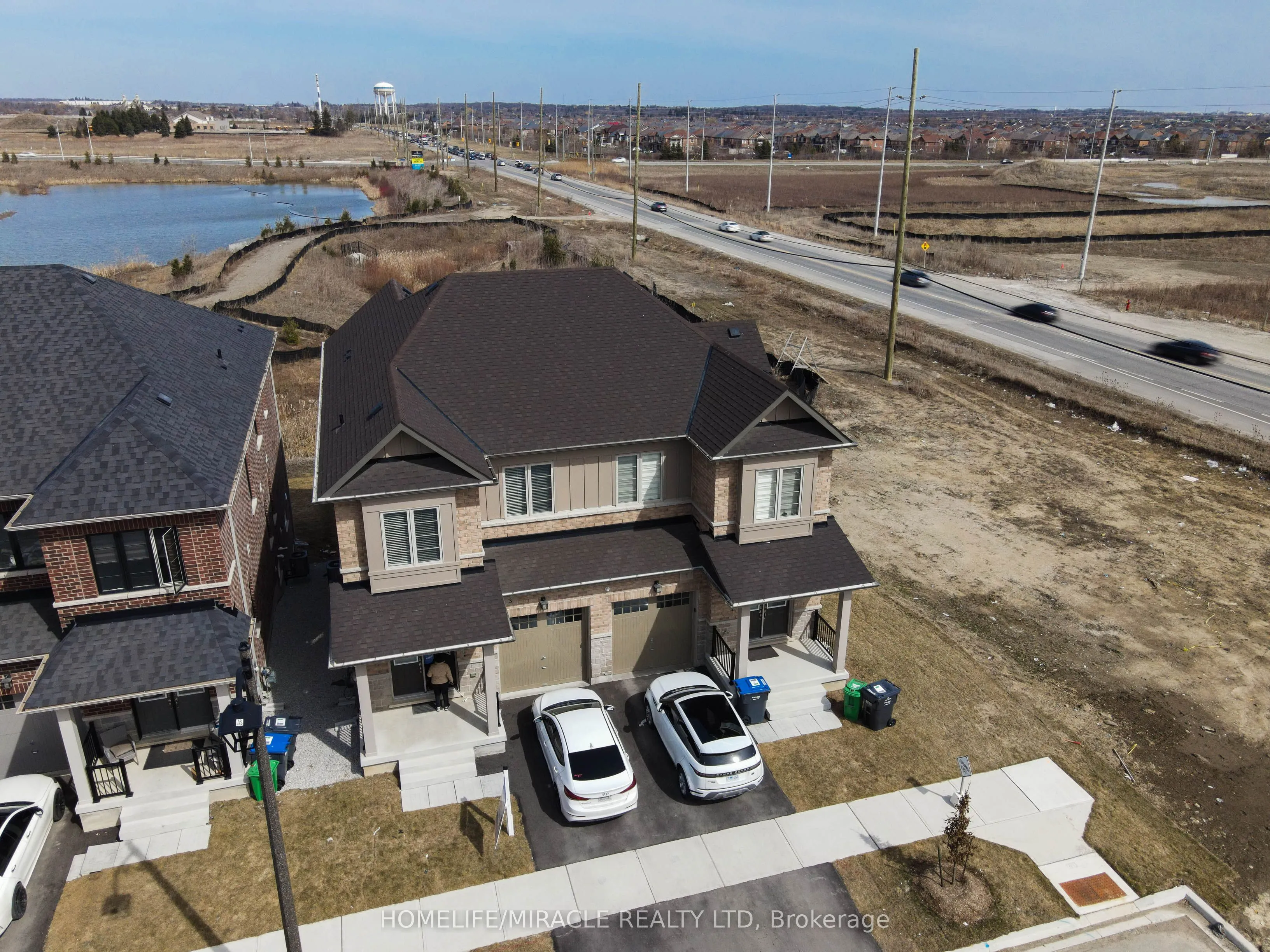 Semi-Detached Home For Lease | W13702298