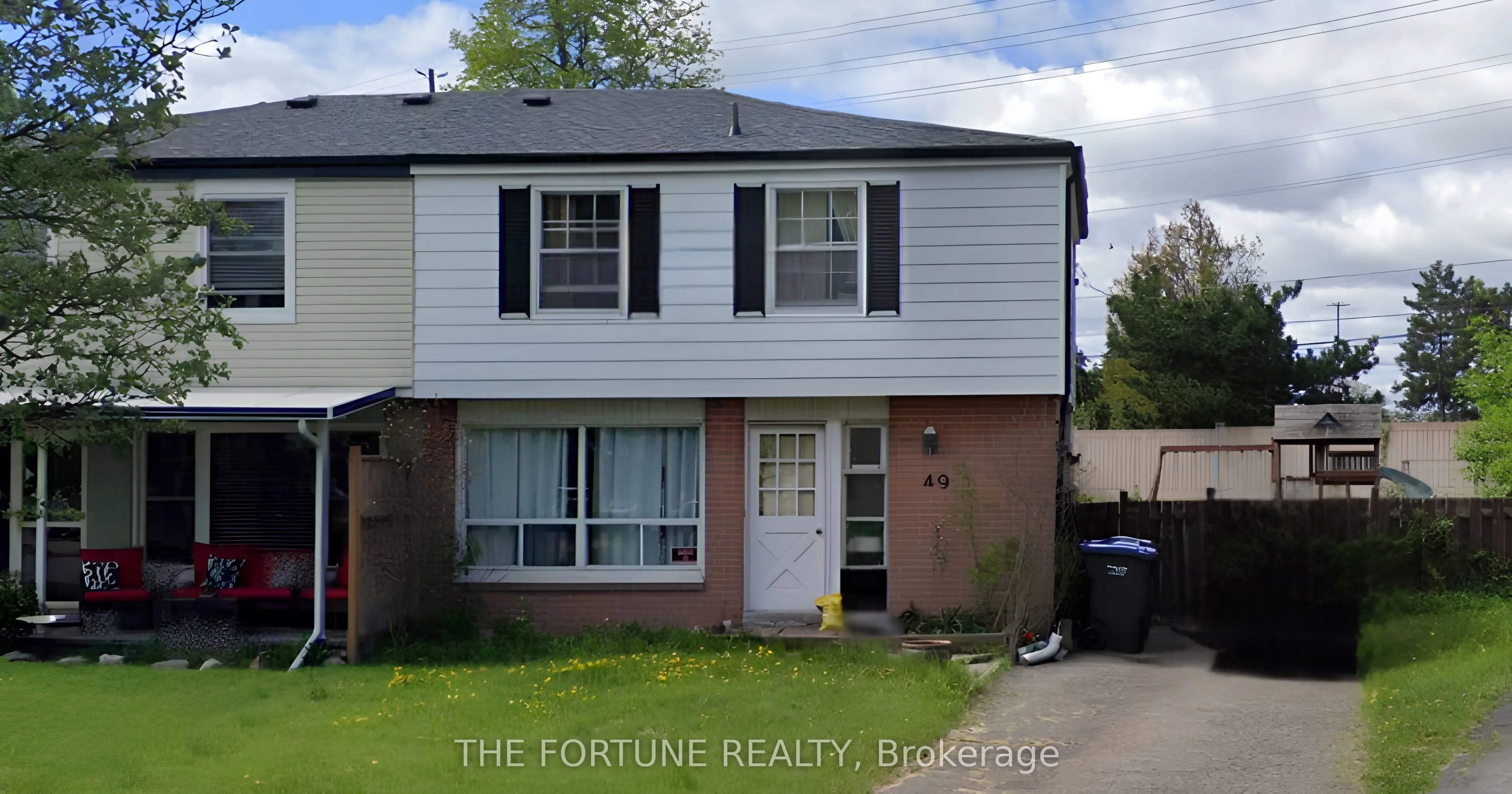 Semi-Detached Home For Sale | W13702432