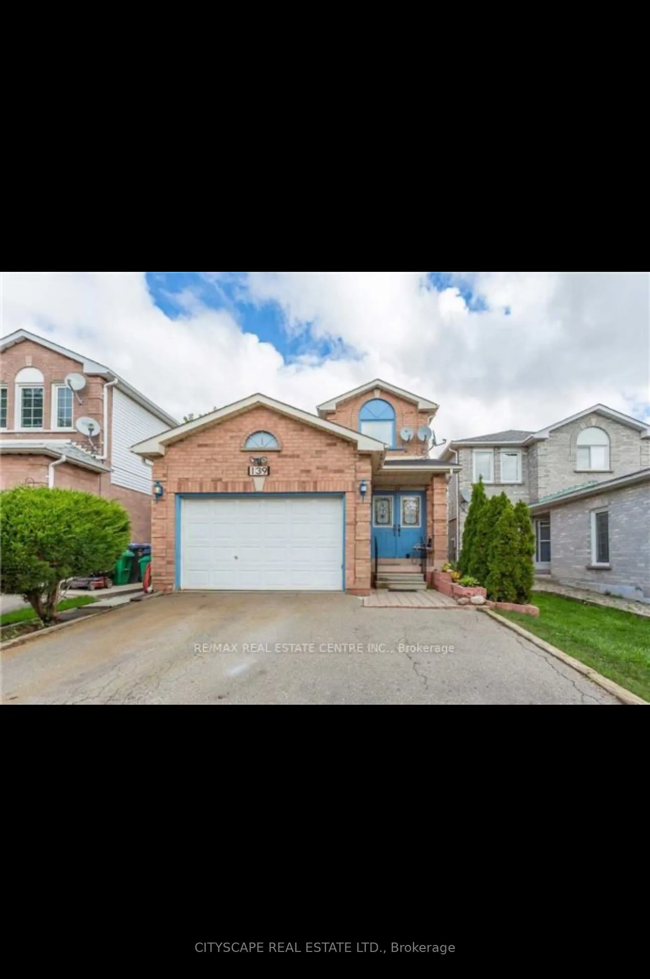 Detached Home For Lease | W13702620