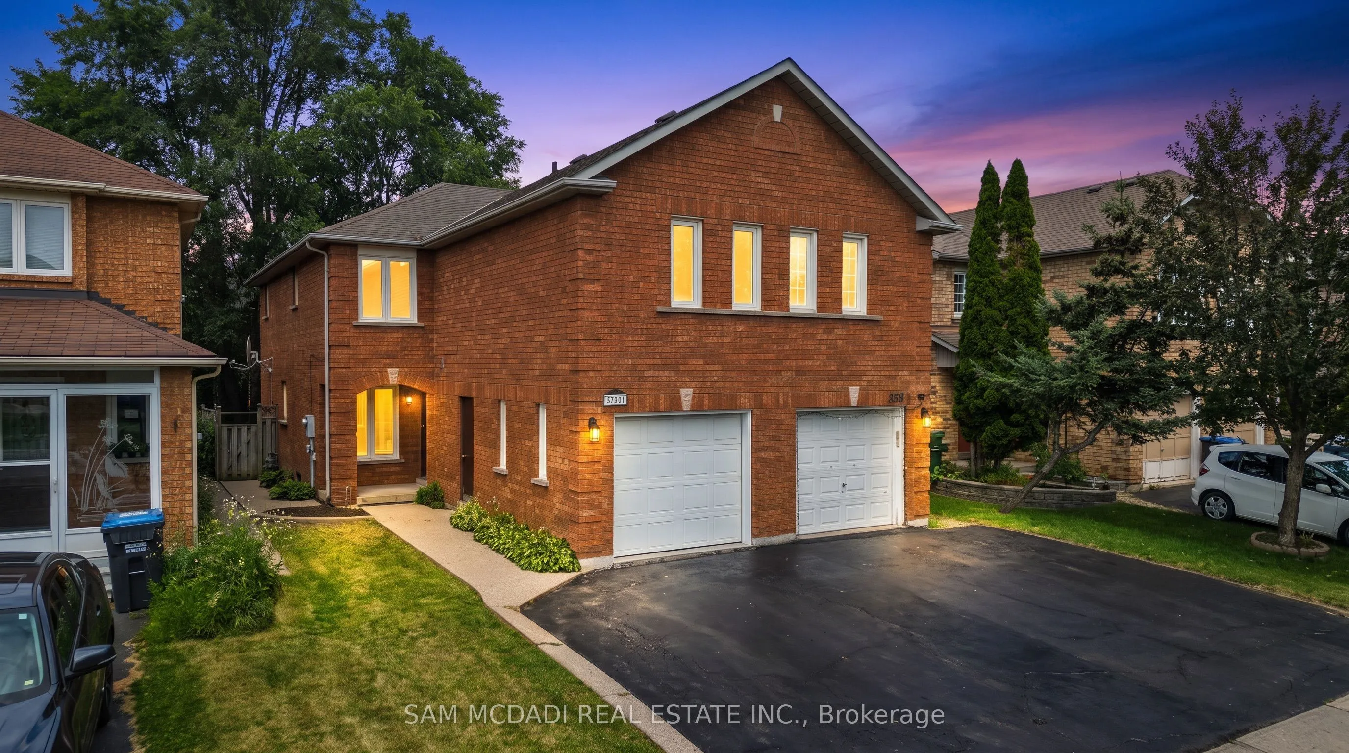 Semi-Detached Home For Sale | W13702638