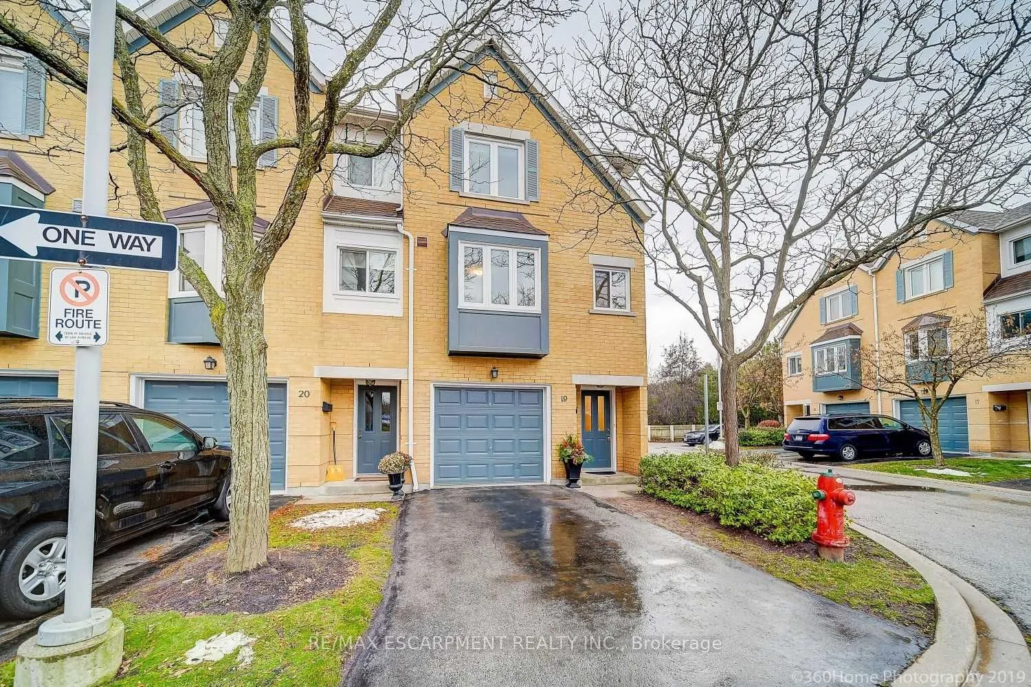 Property For Lease | W13702858