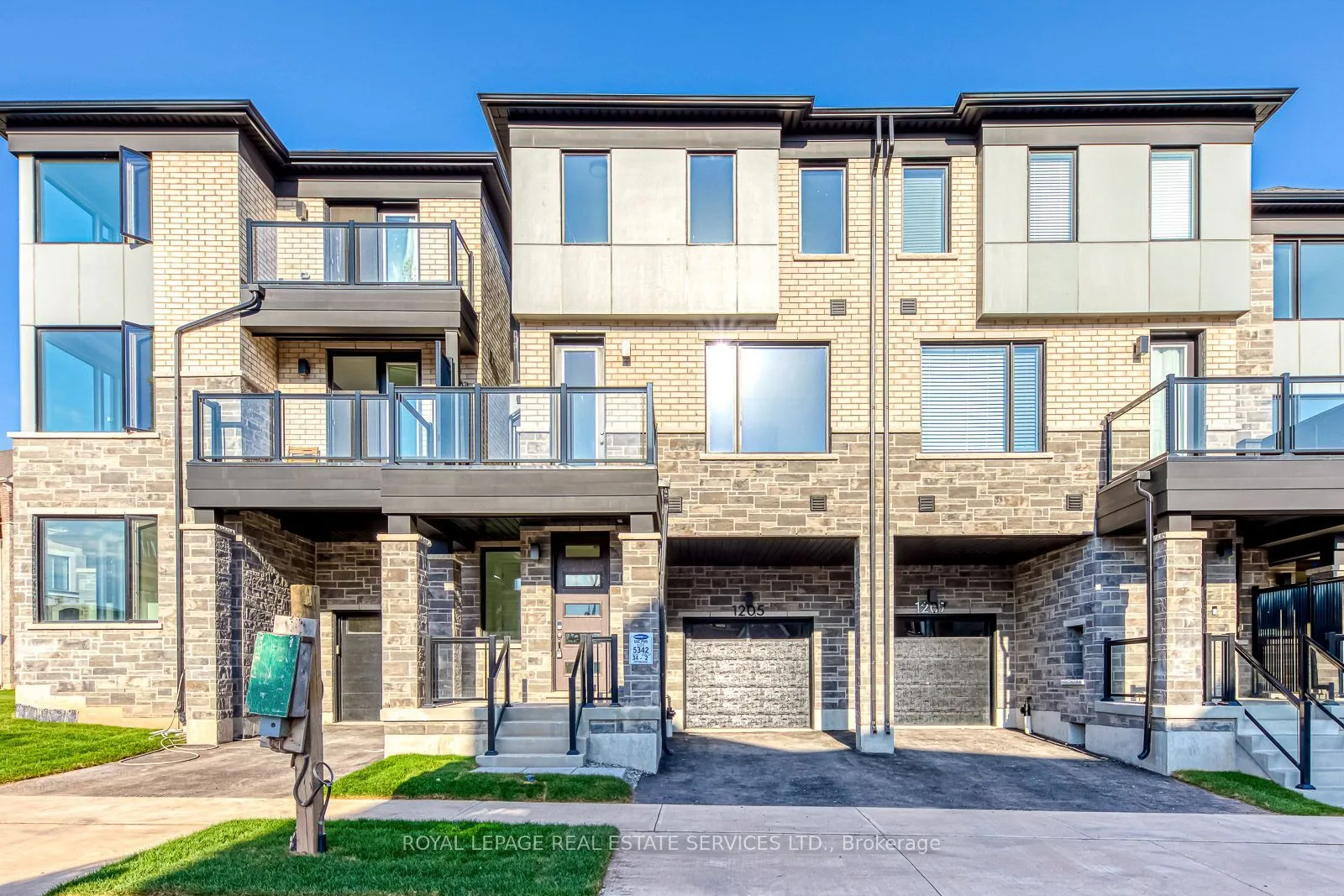 Property For Lease | W13703192