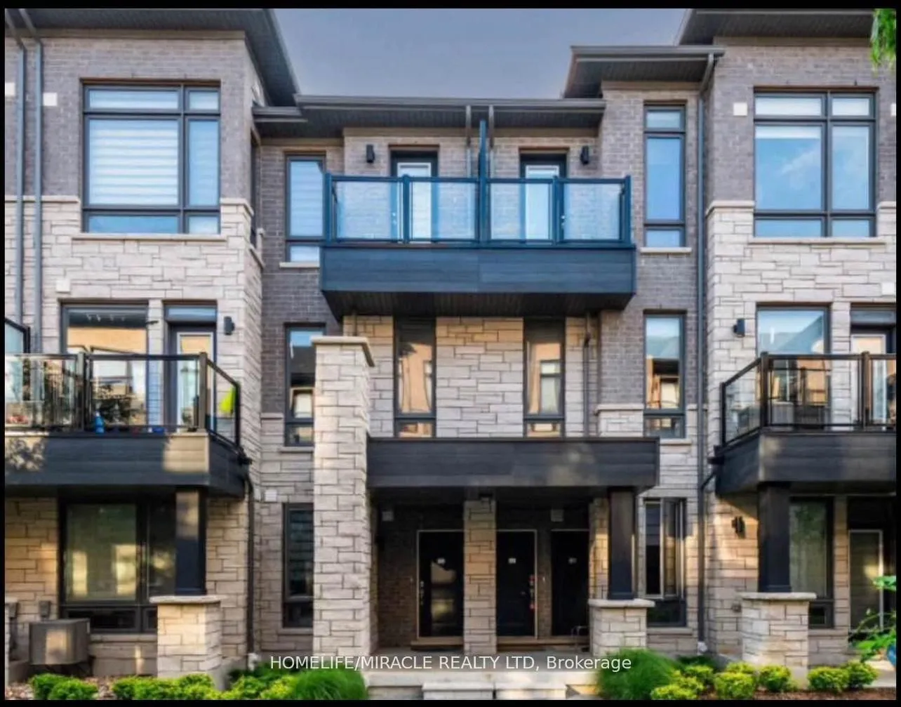 Property For Lease | W13704076