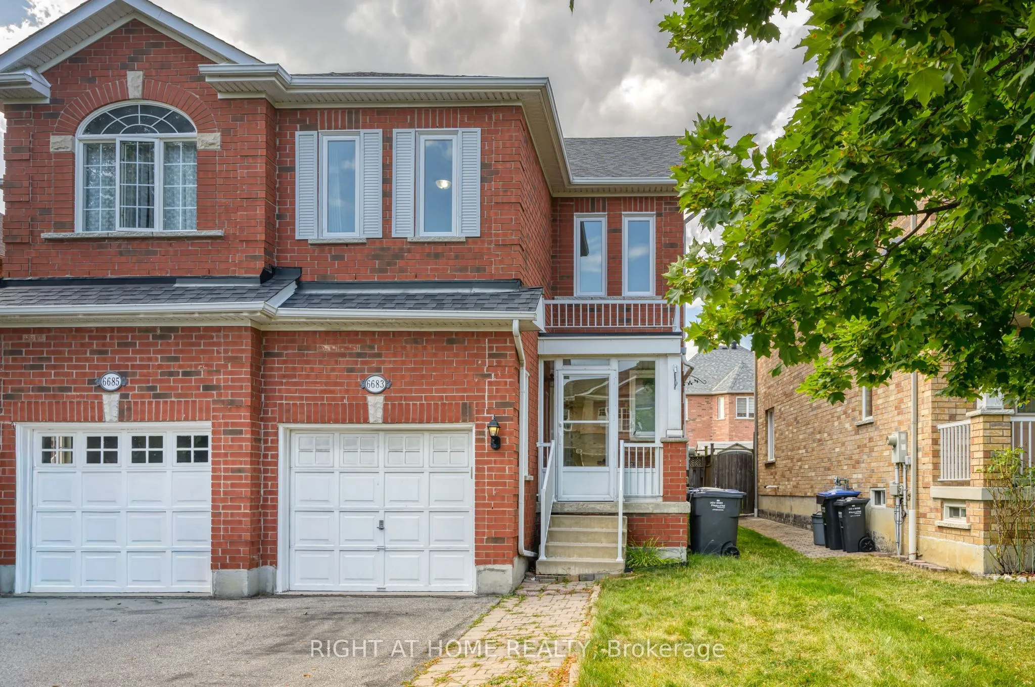 Semi-Detached Home For Lease | W13706280