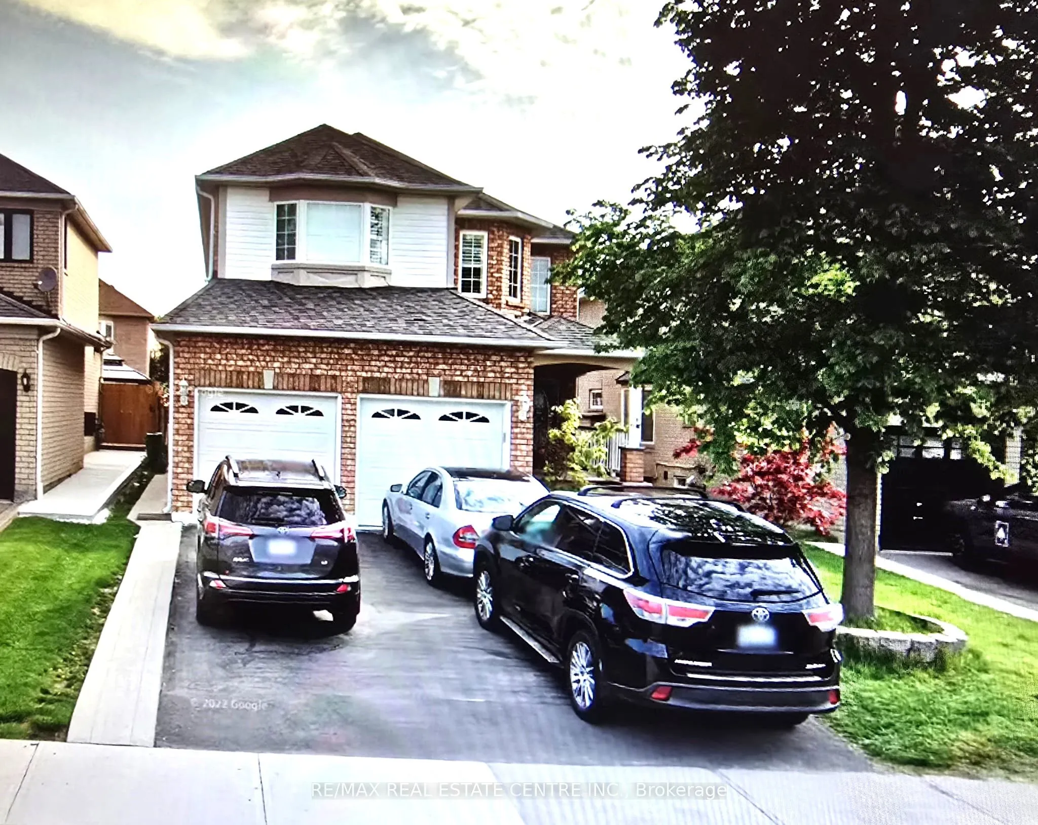 Detached Home For Lease | W13707132