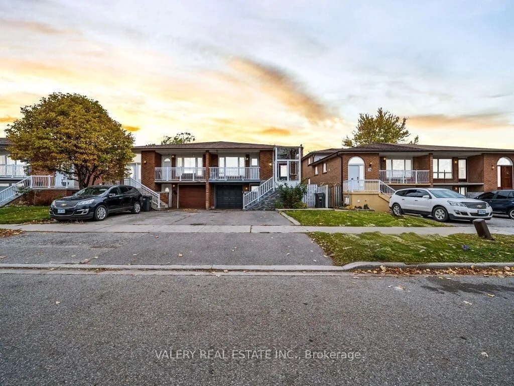 Semi-Detached Home For Lease | W13707656