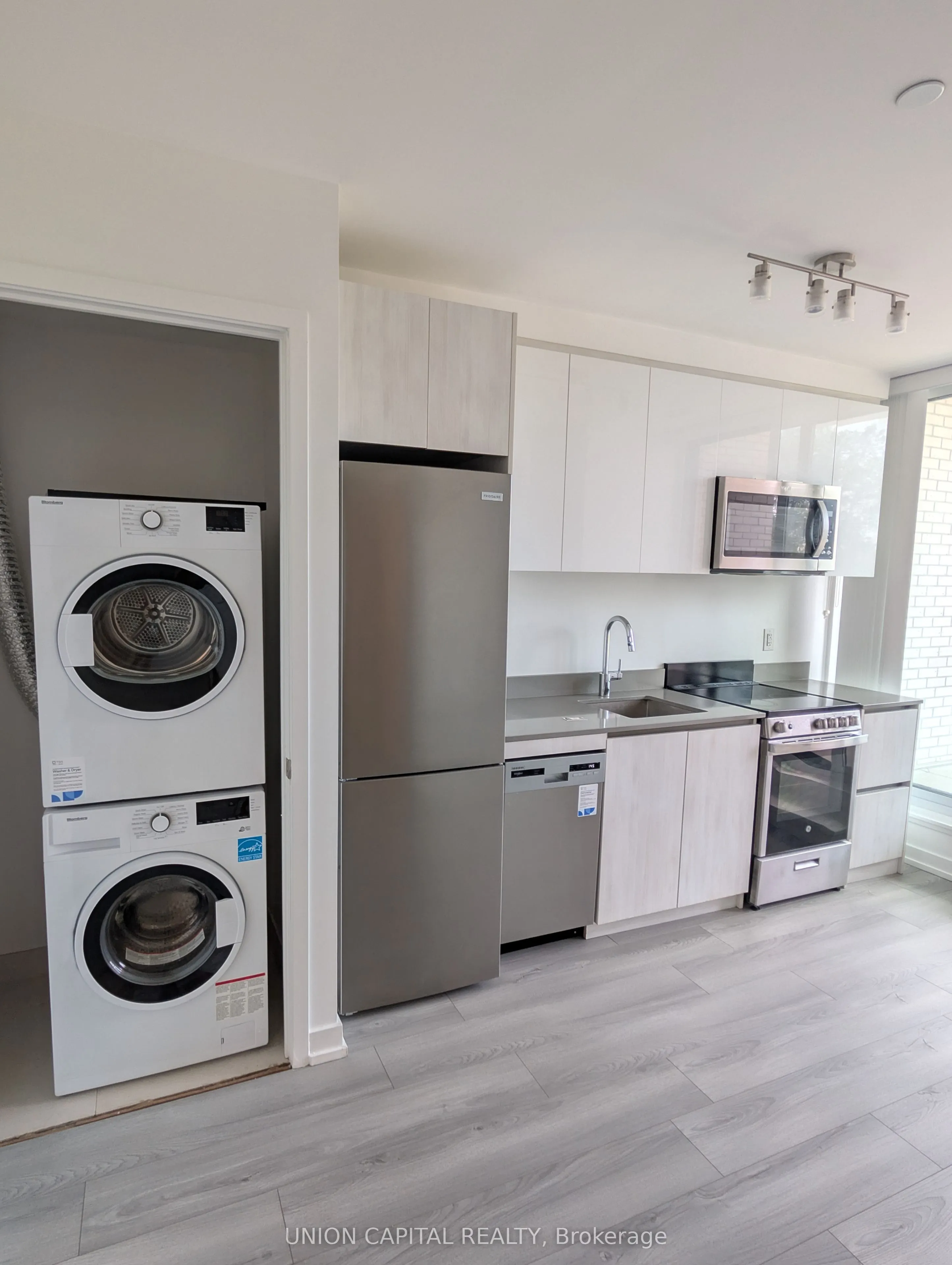 Property For Lease | W13708496