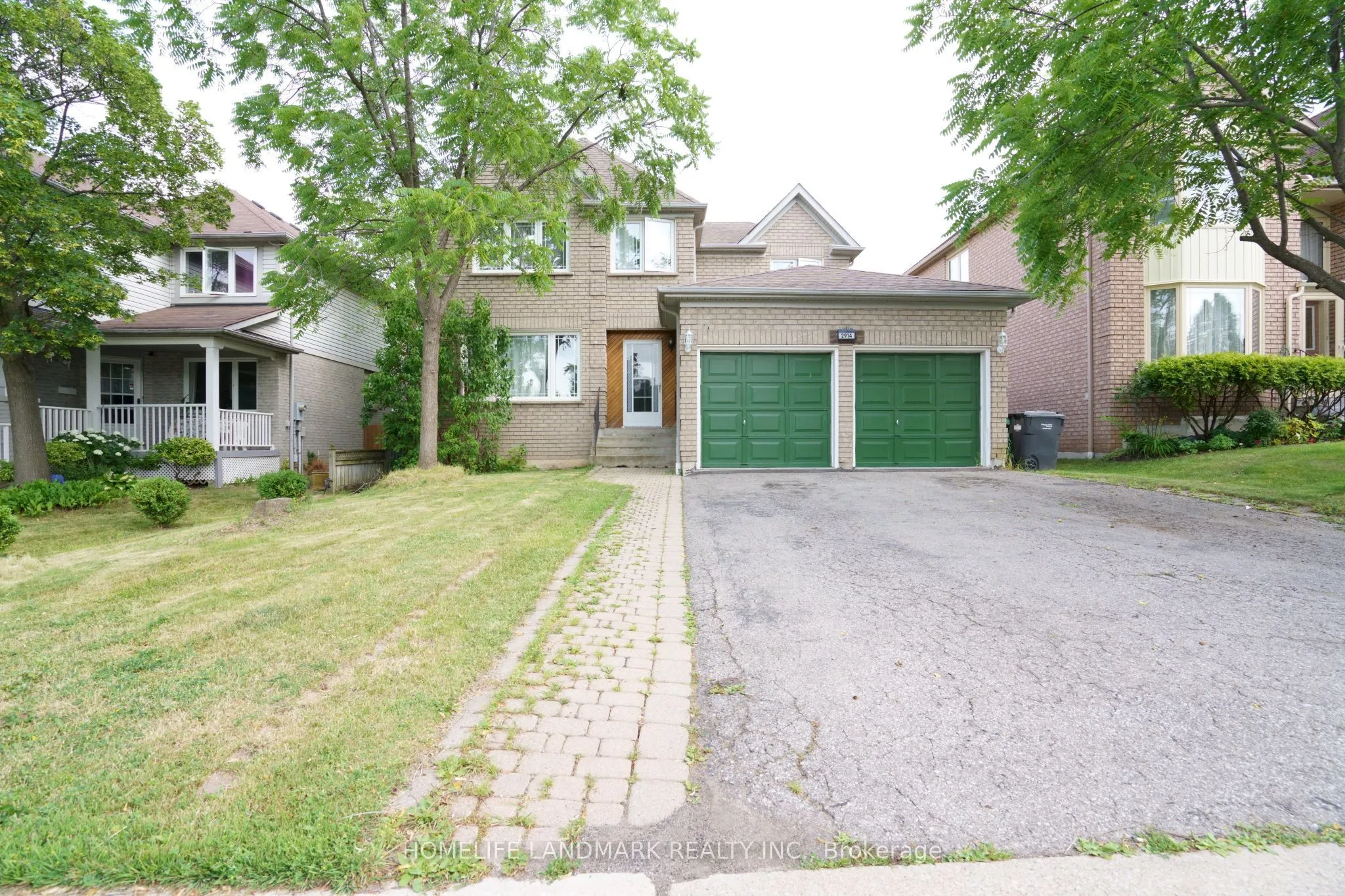 Detached Home For Lease | W13709110