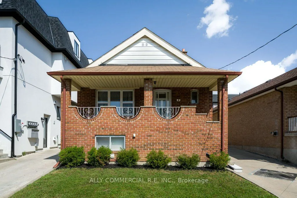 Detached Home For Sale | W13709618