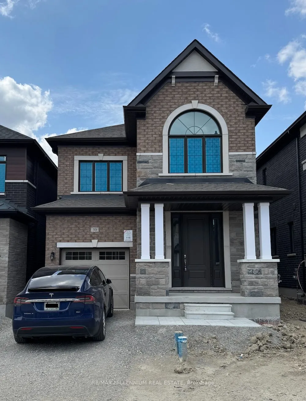 Detached Home For Lease | W13709768
