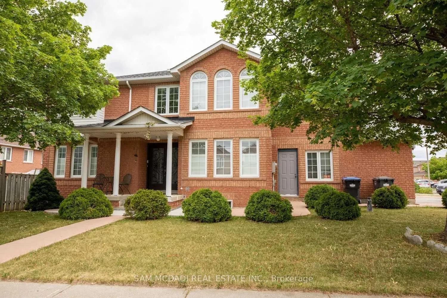 Detached Home For Lease | W13710322