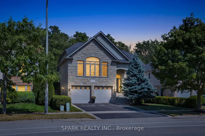 179 Tanners S Drive, Halton Hills, ON L7J 3A8