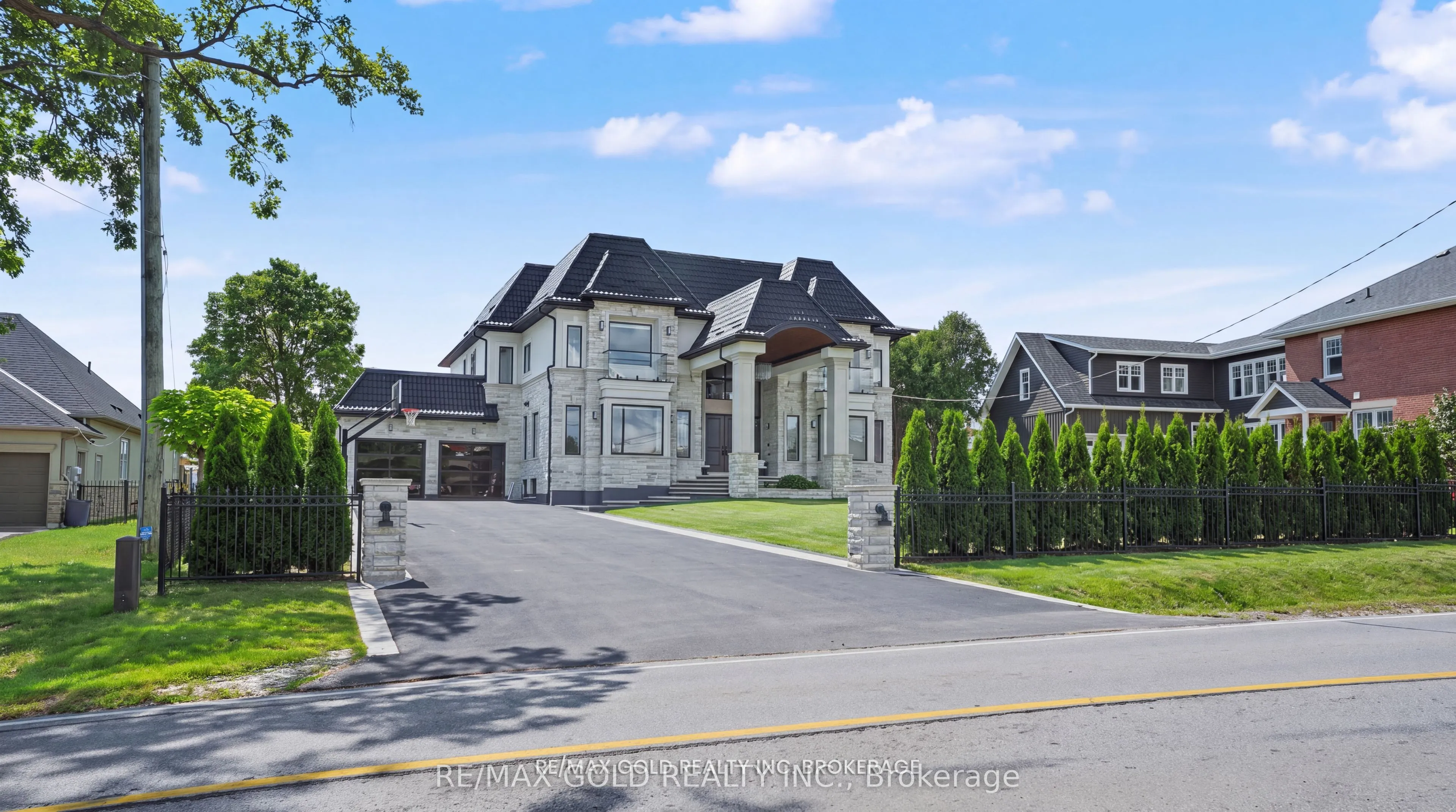 Detached Home For Sale | W13710948