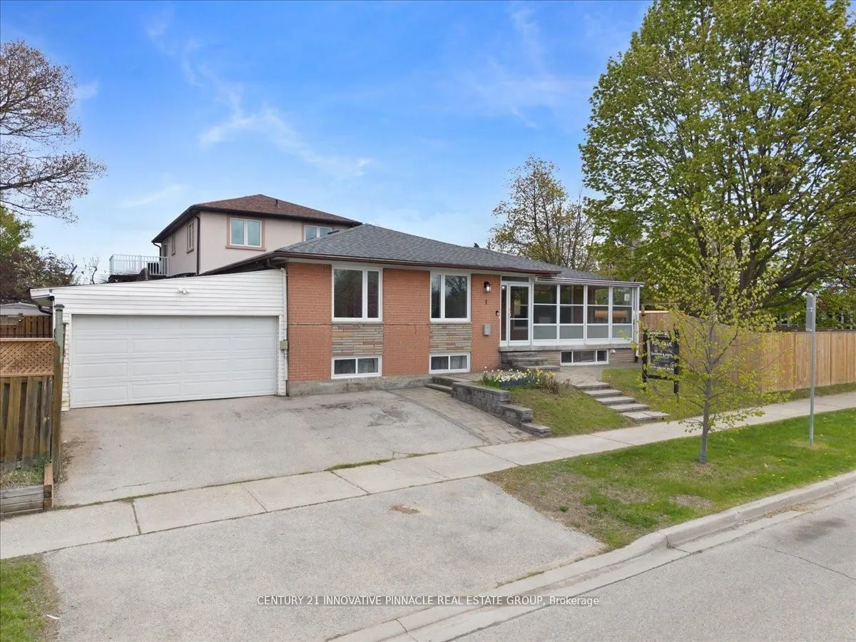 Detached Home For Lease | W13711132