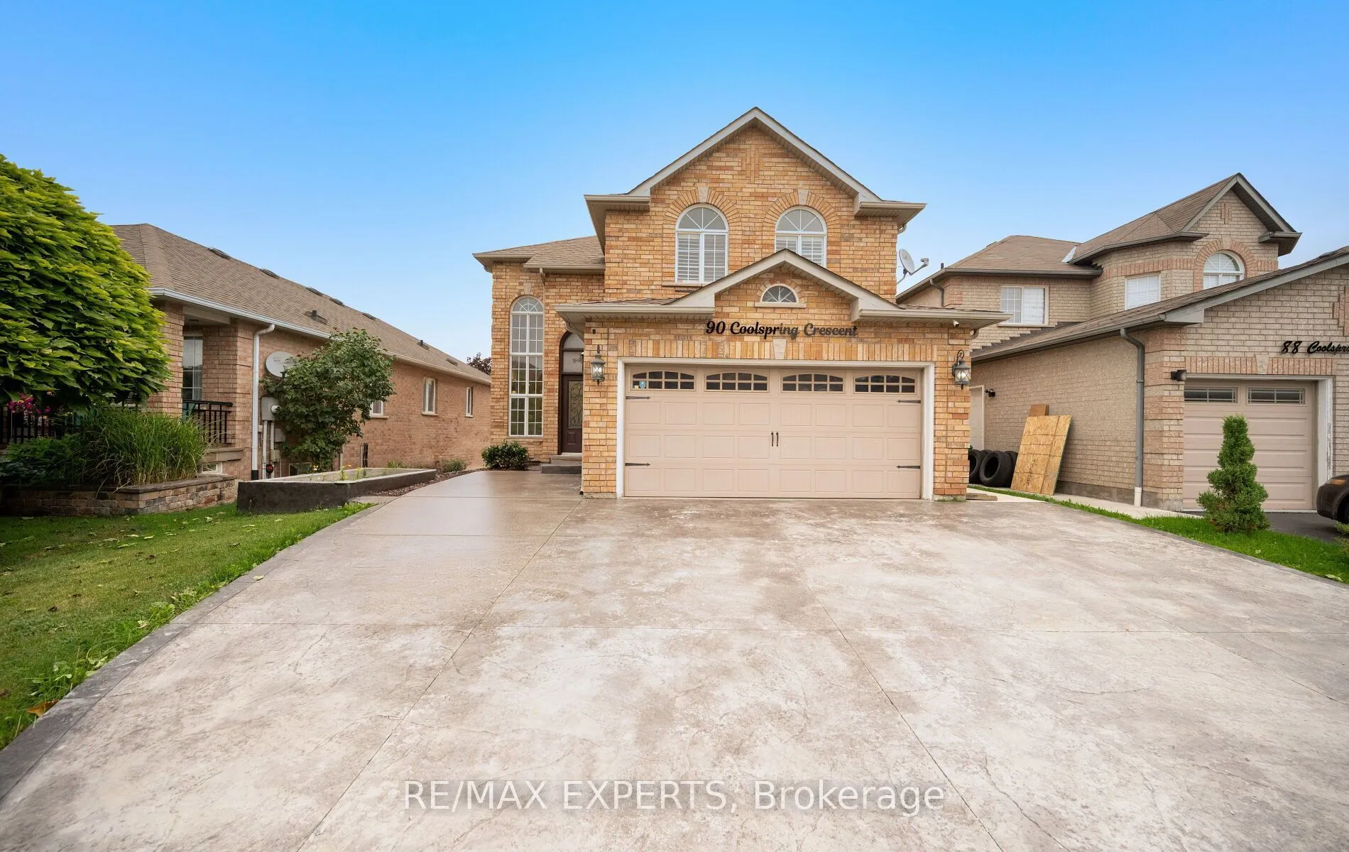 Detached Home For Sale | W13713210