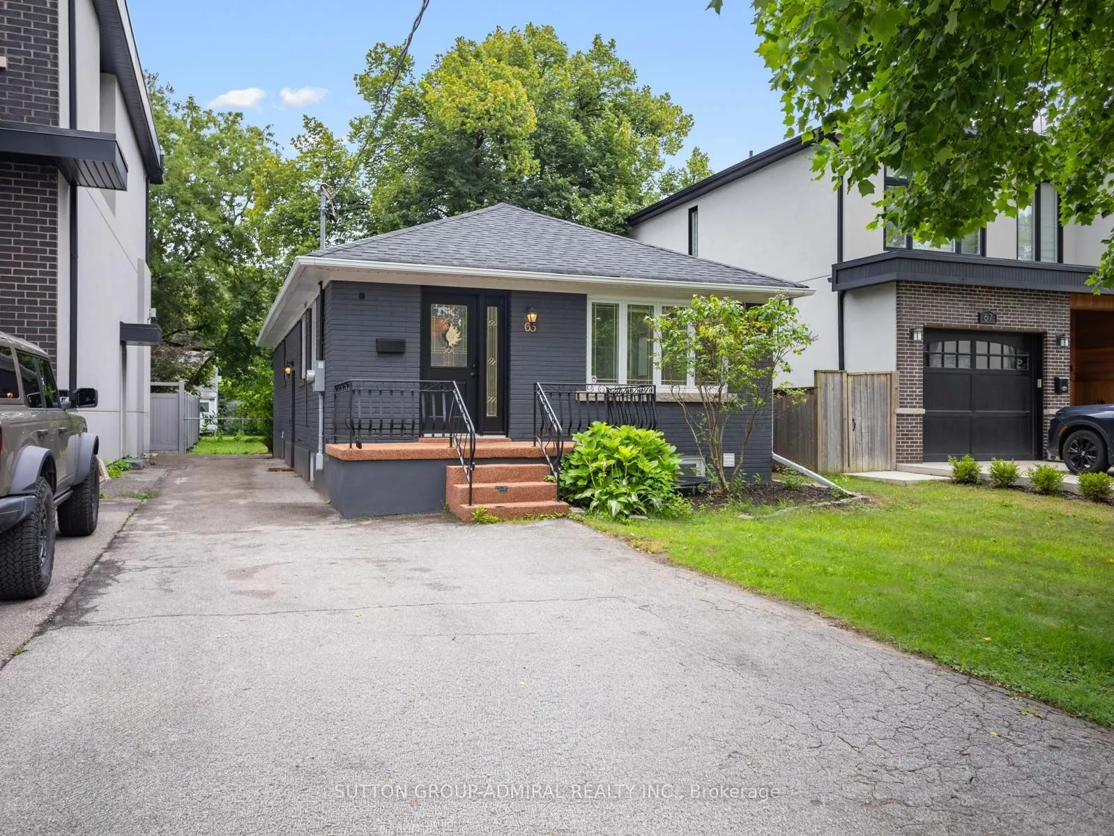 Detached Home For Sale | W13713244