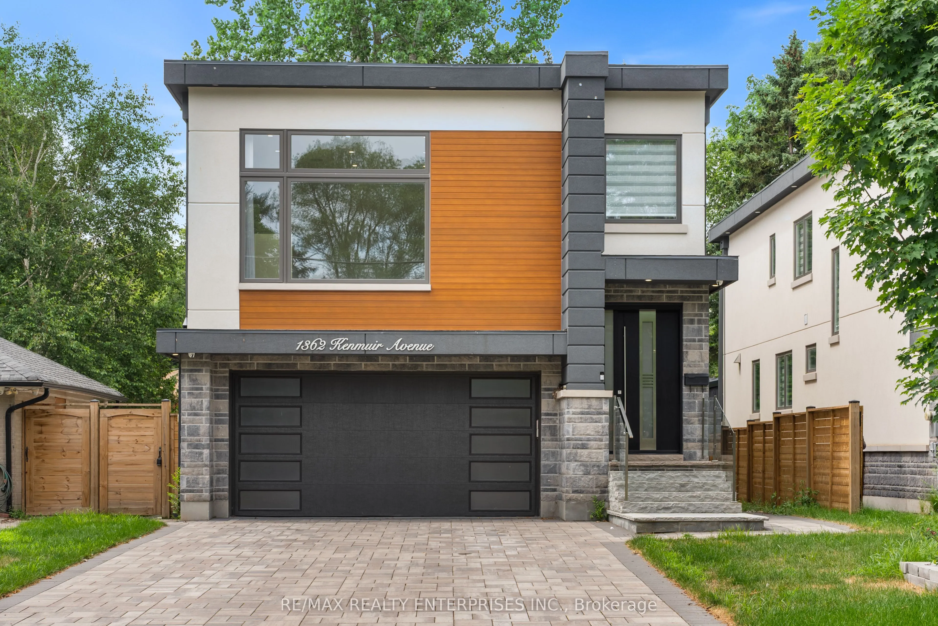Detached Home For Lease | W13713446