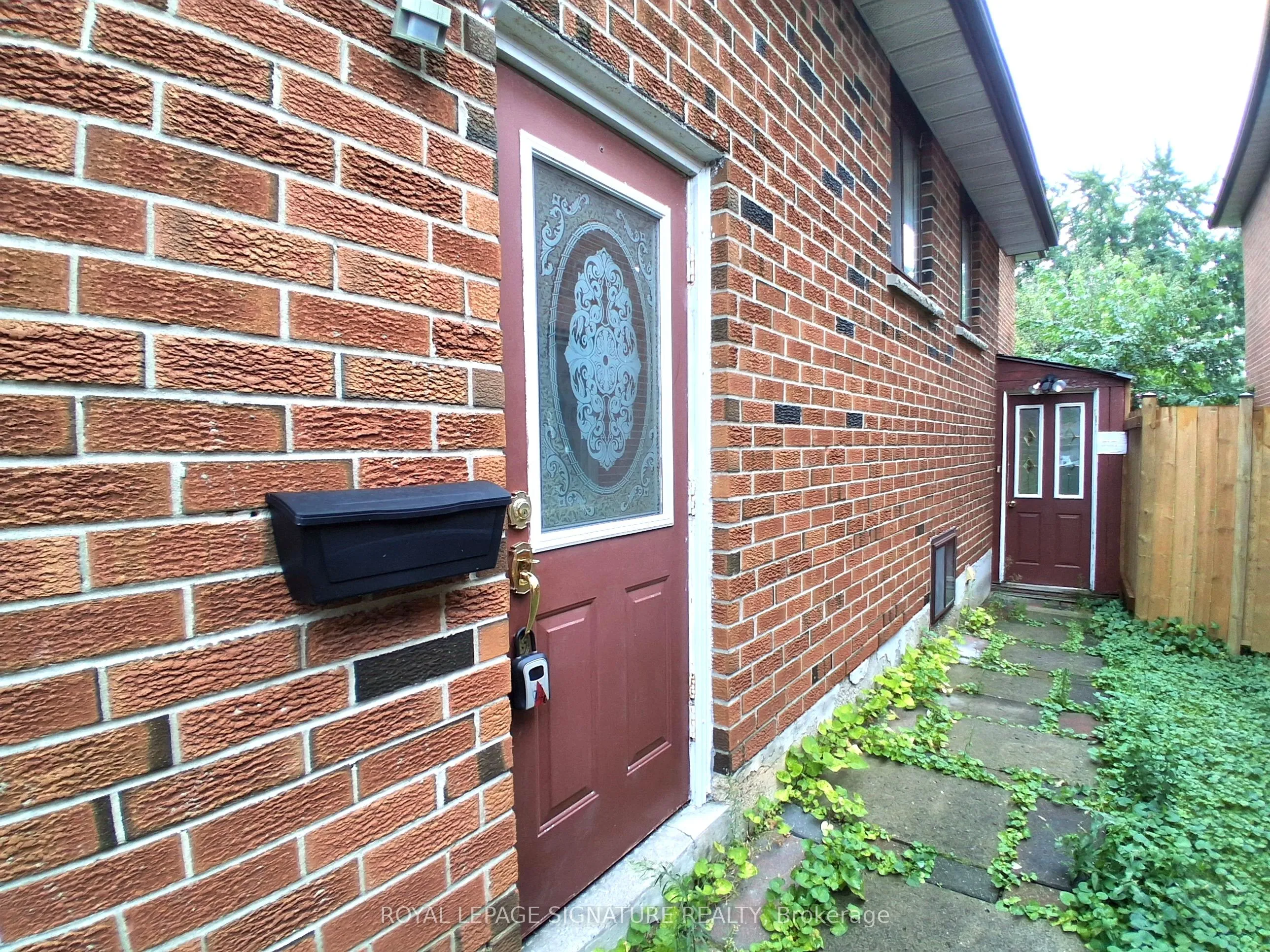 Detached Home For Lease | W13713768