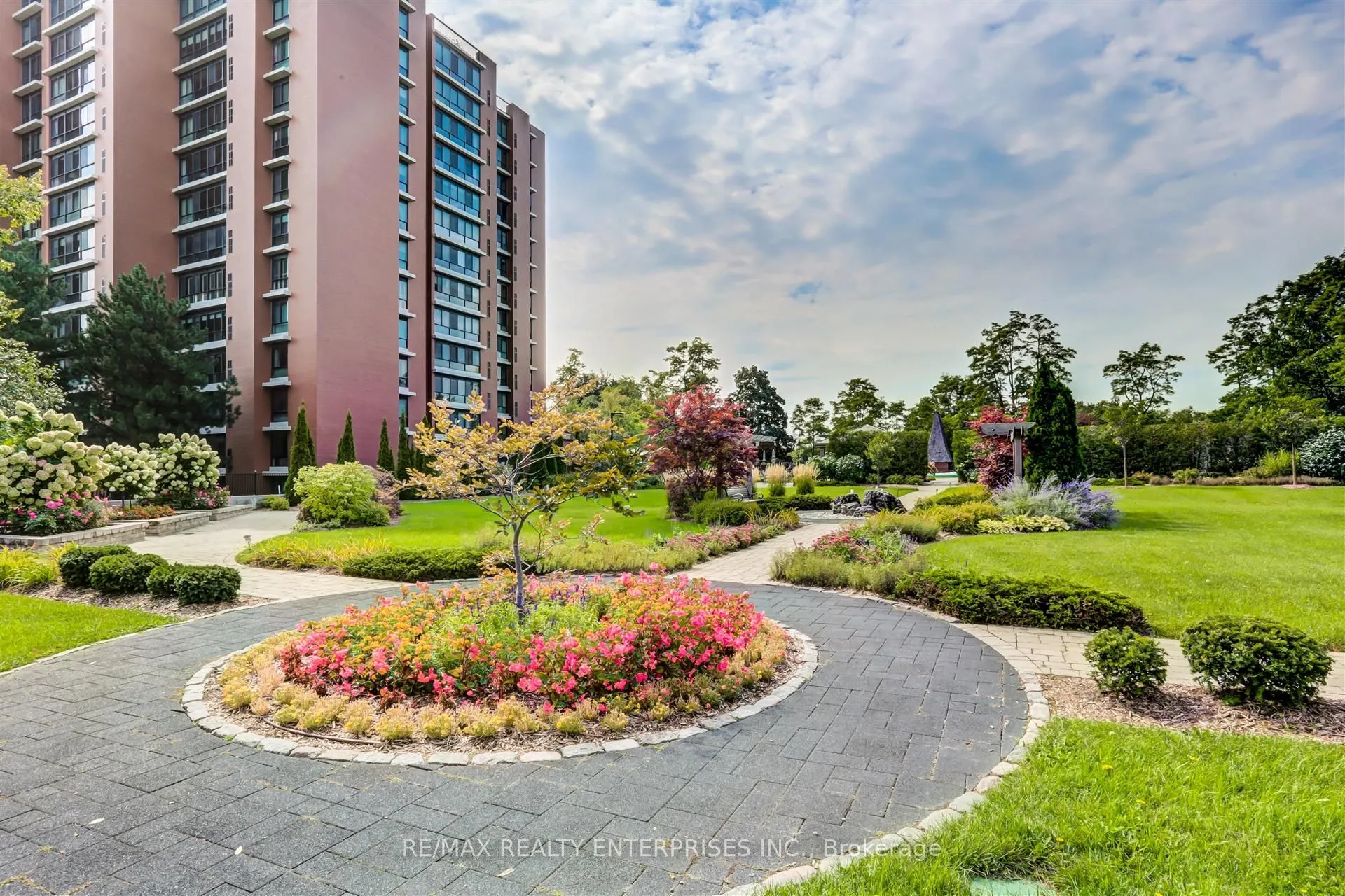 Property For Lease | W13714316