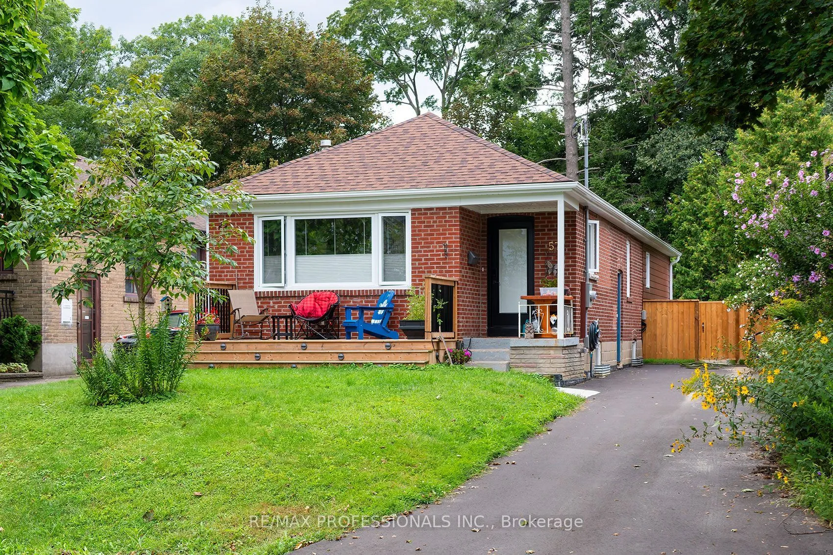 Detached Home For Lease | W13714662