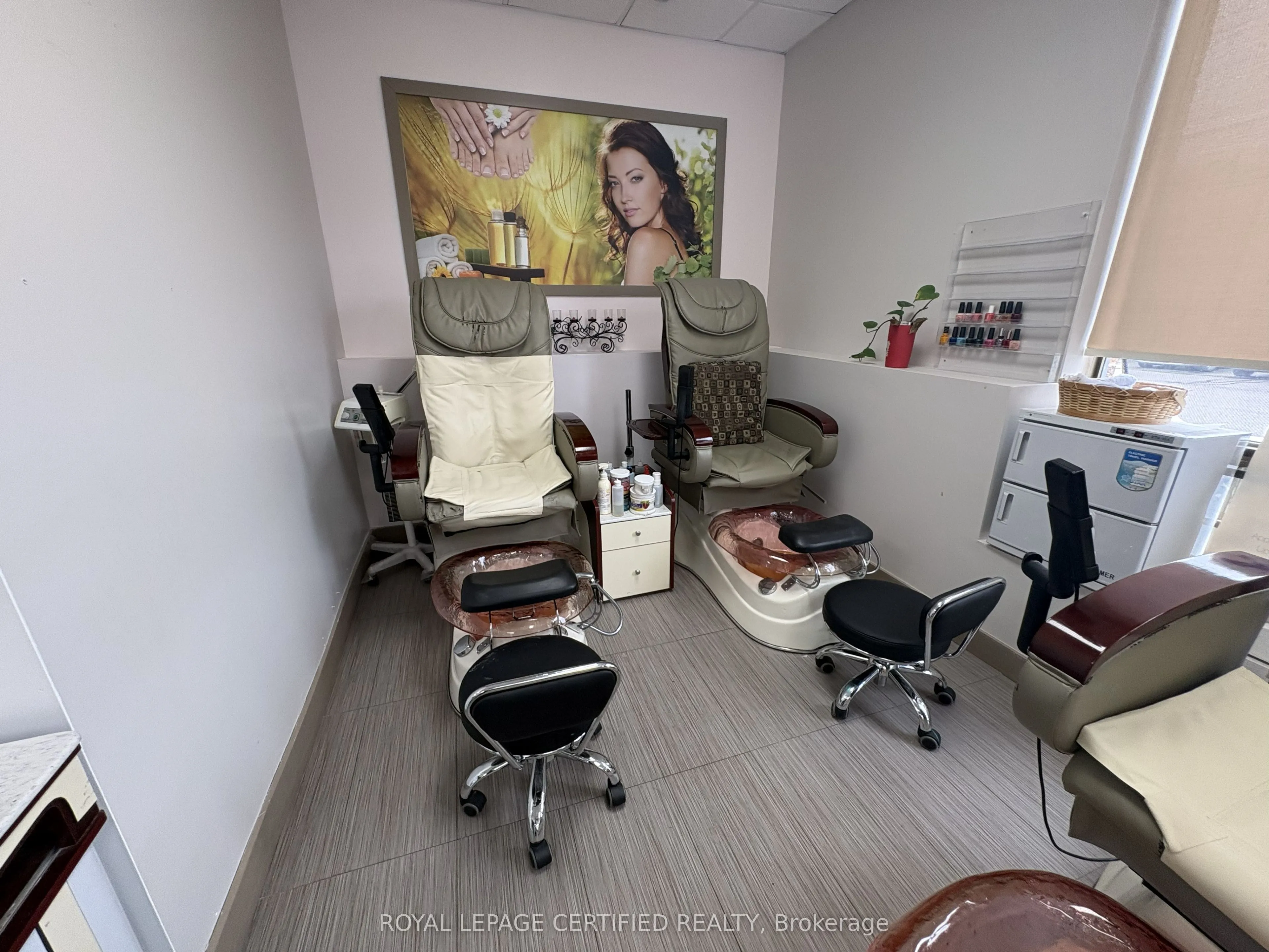 Property For Lease | W13714998