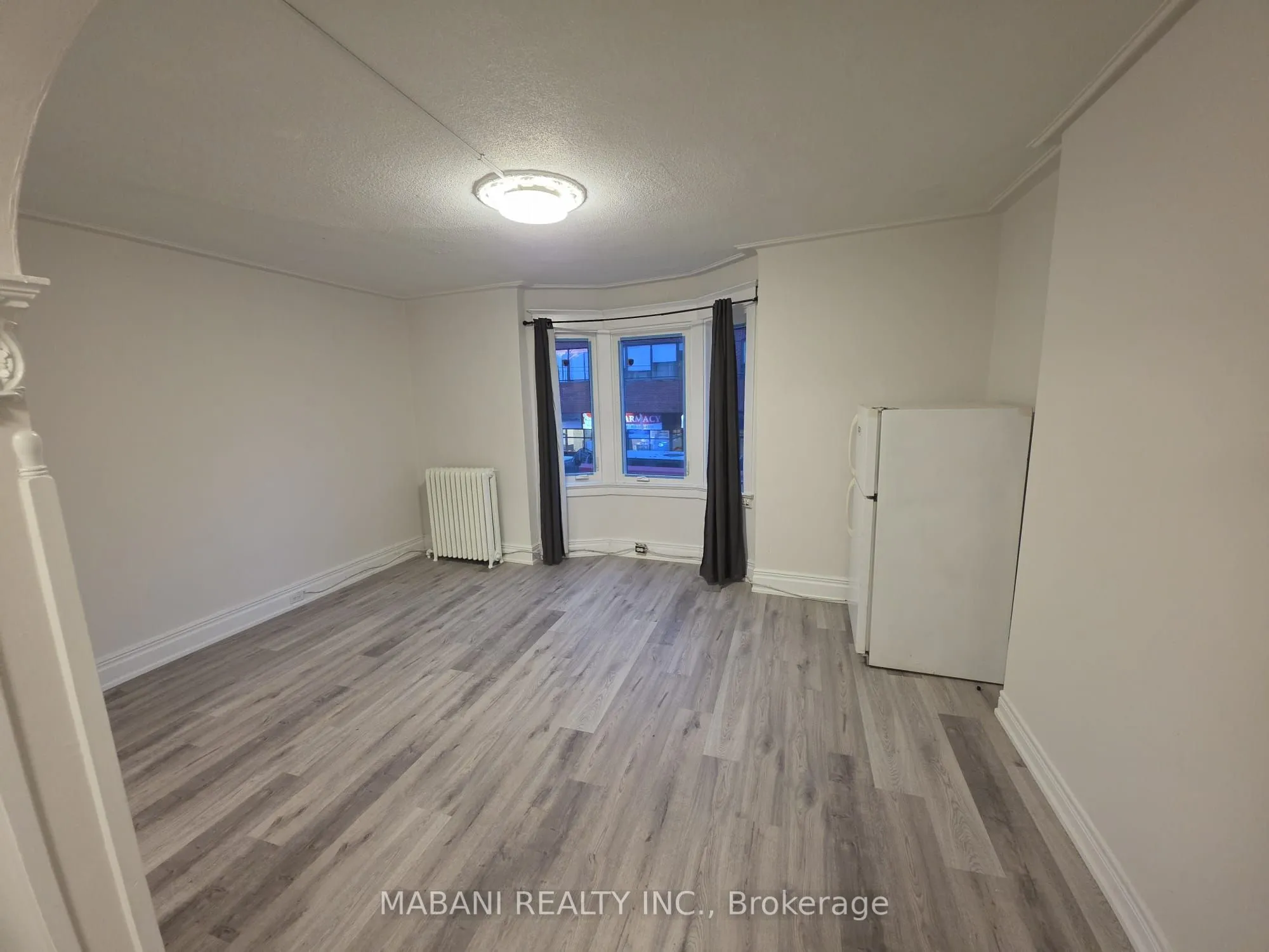 Cottage For Lease | W13715954