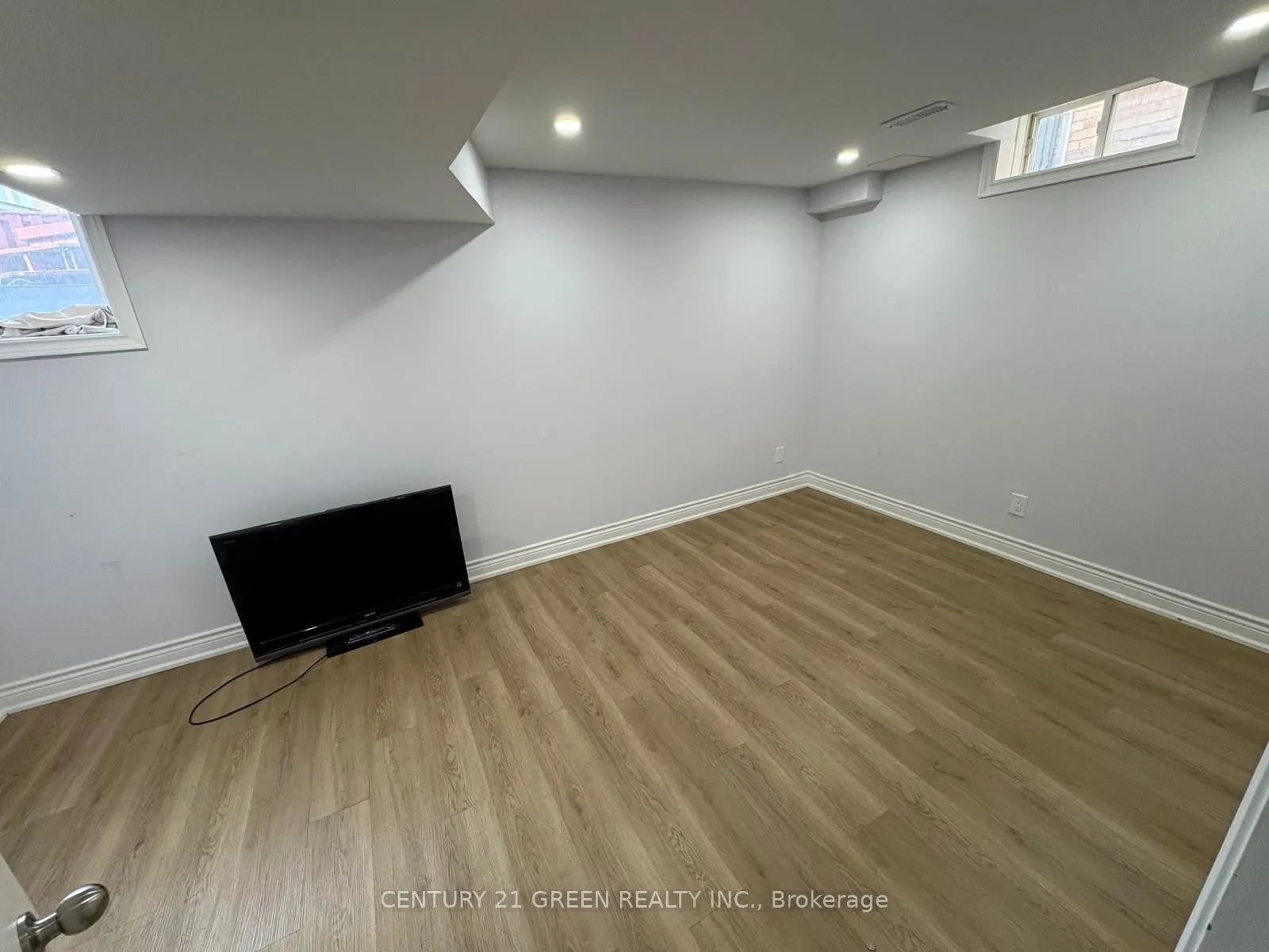 Detached Home For Lease | W13715980