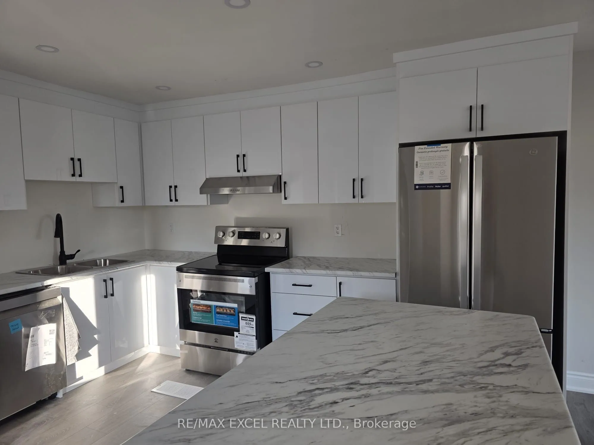 Detached Home For Lease | W13716356